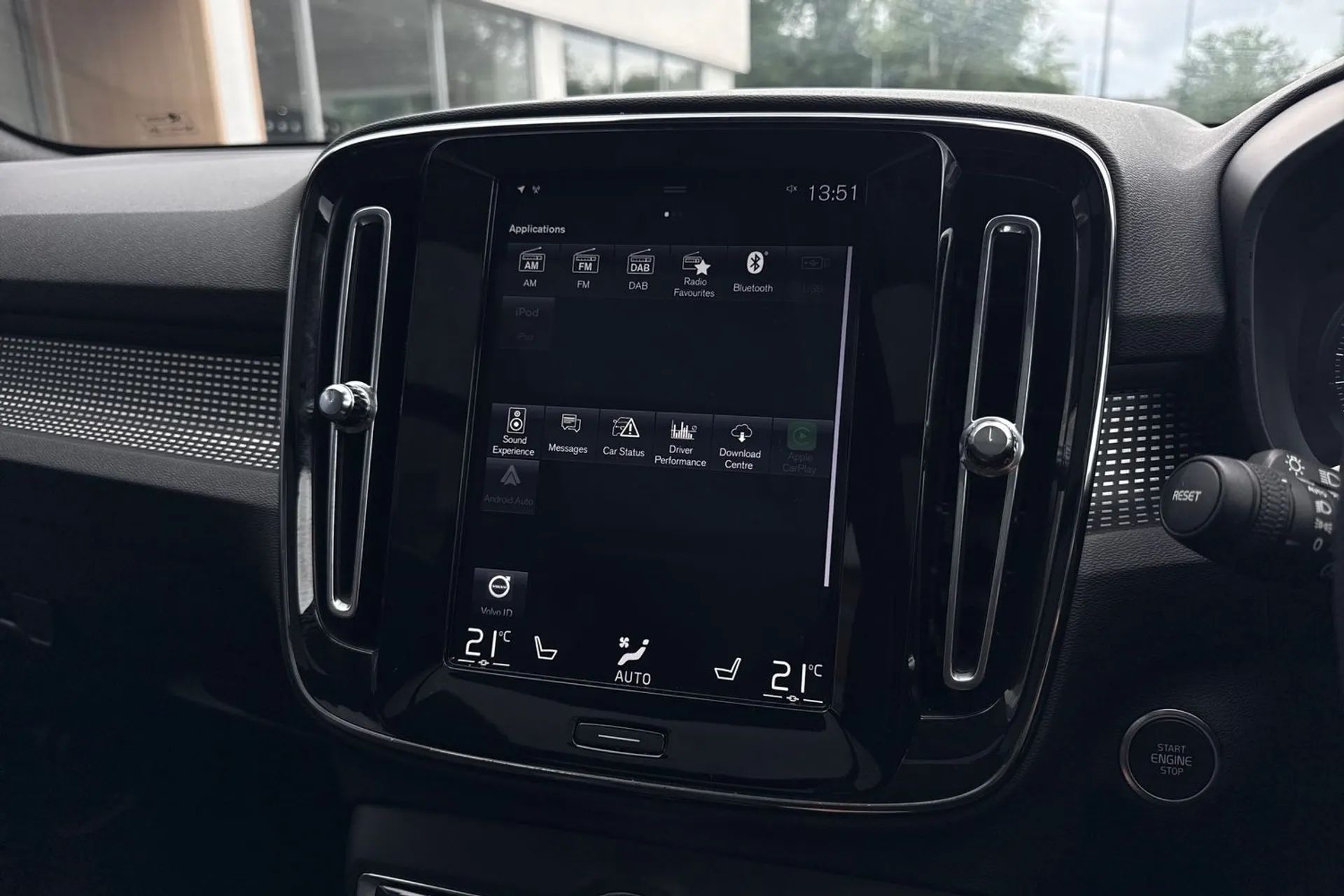 Volvo XC40 thumbnail image number 42