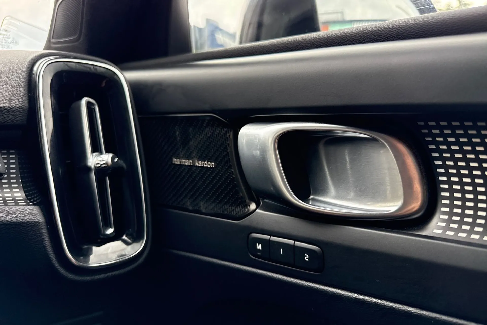 Volvo XC40 thumbnail image number 44
