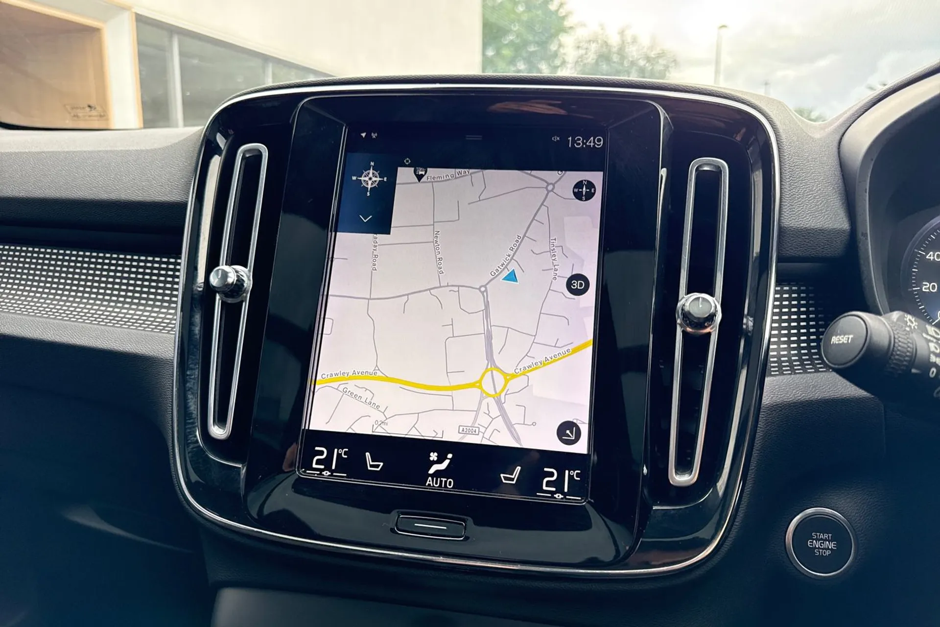 Volvo XC40 thumbnail image number 5