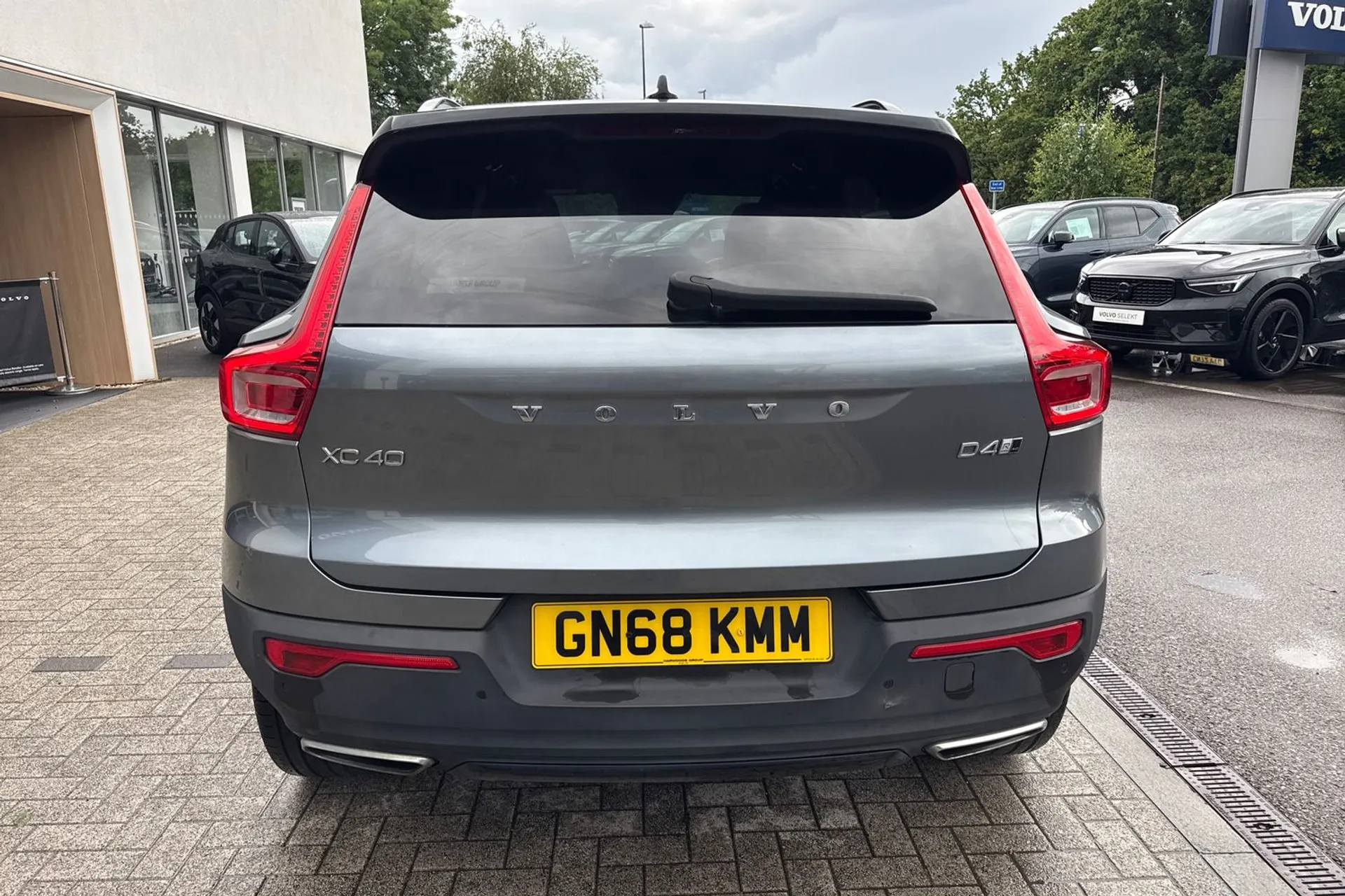 Volvo XC40 thumbnail image number 9