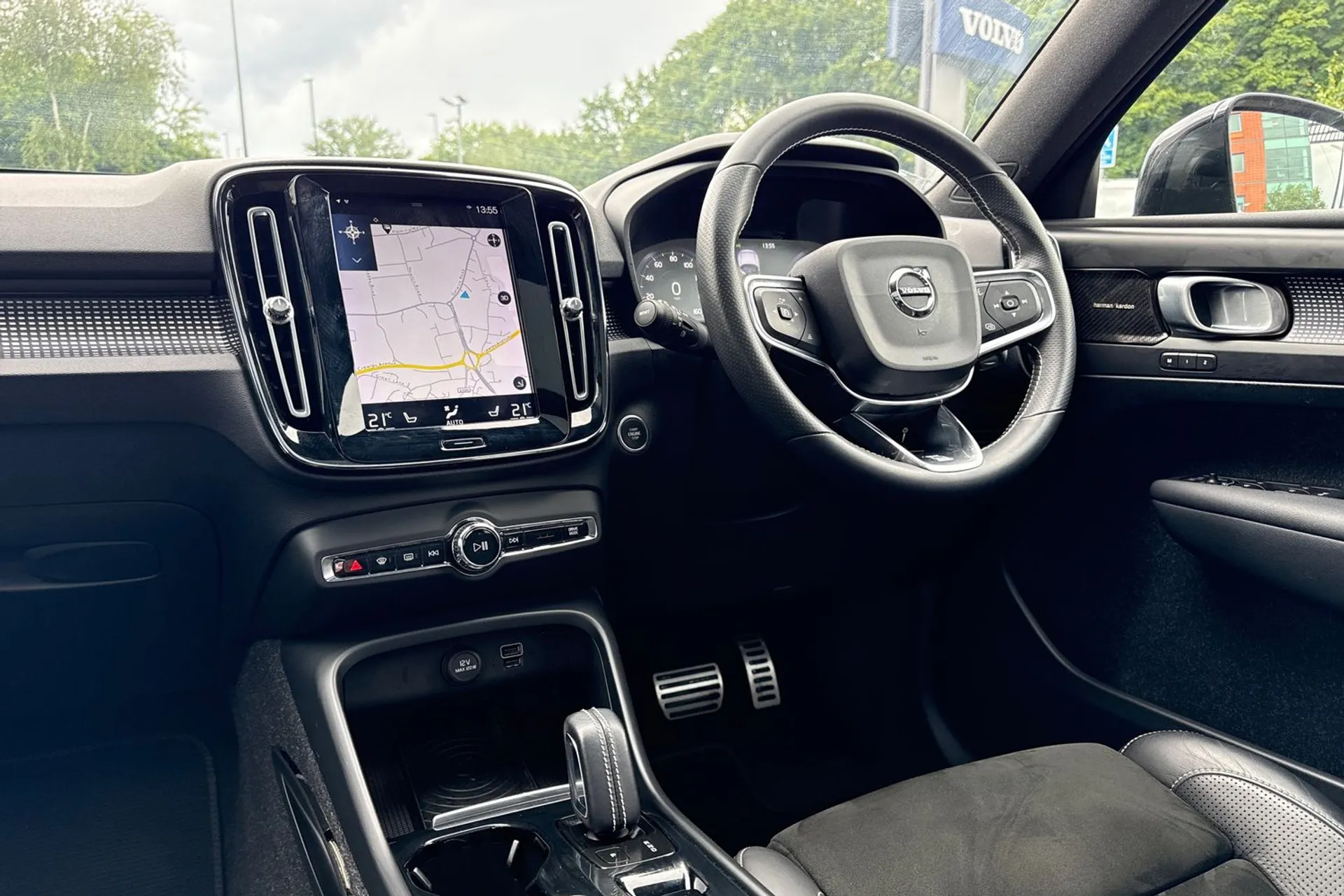 Volvo XC40 thumbnail image number 35