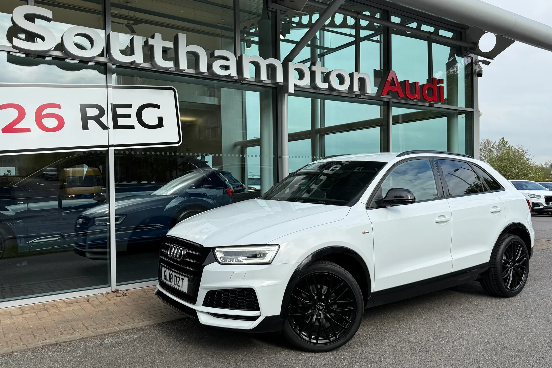 Audi Q3 thumbnail image number 52