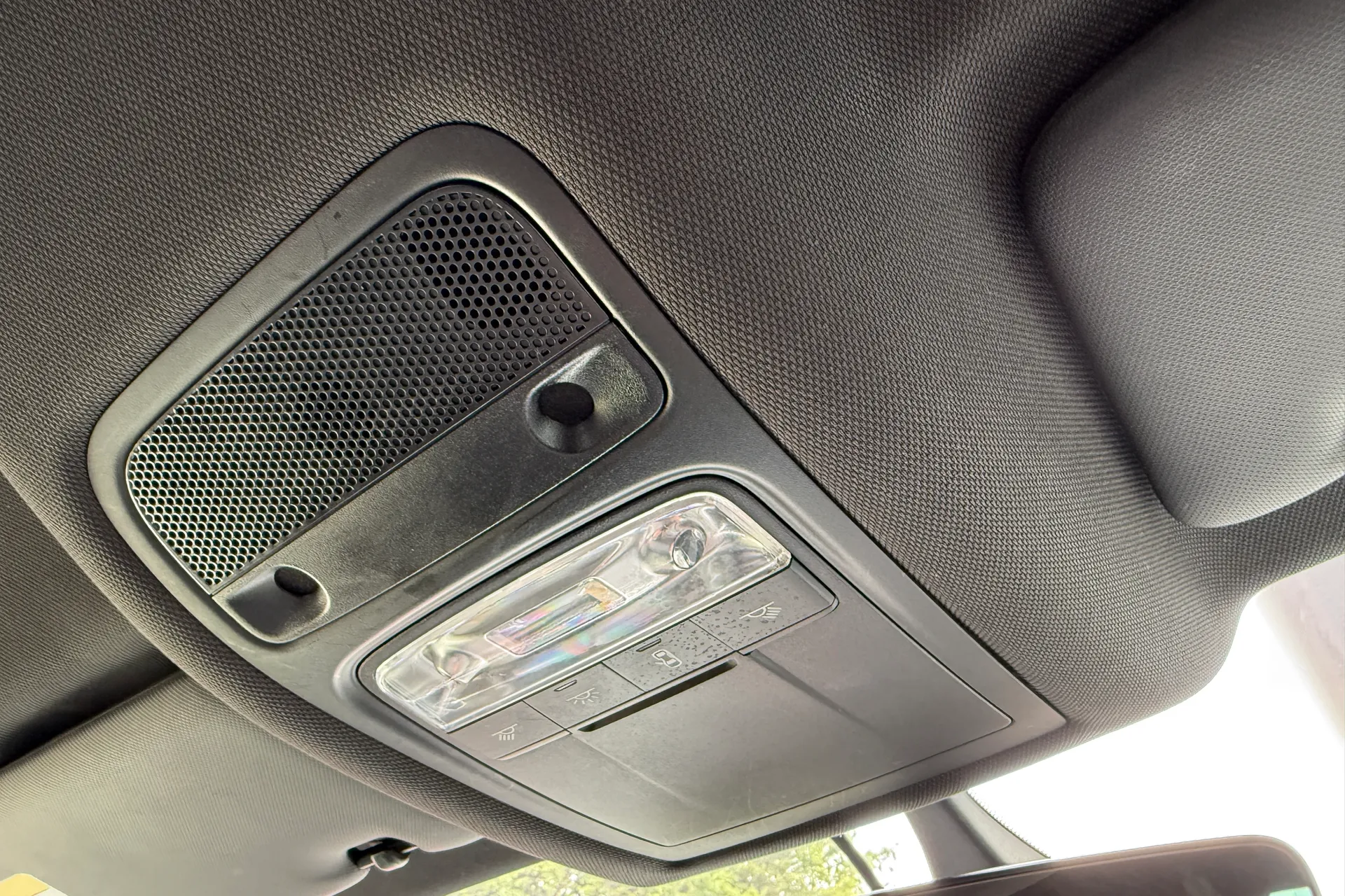 Audi Q3 thumbnail image number 25