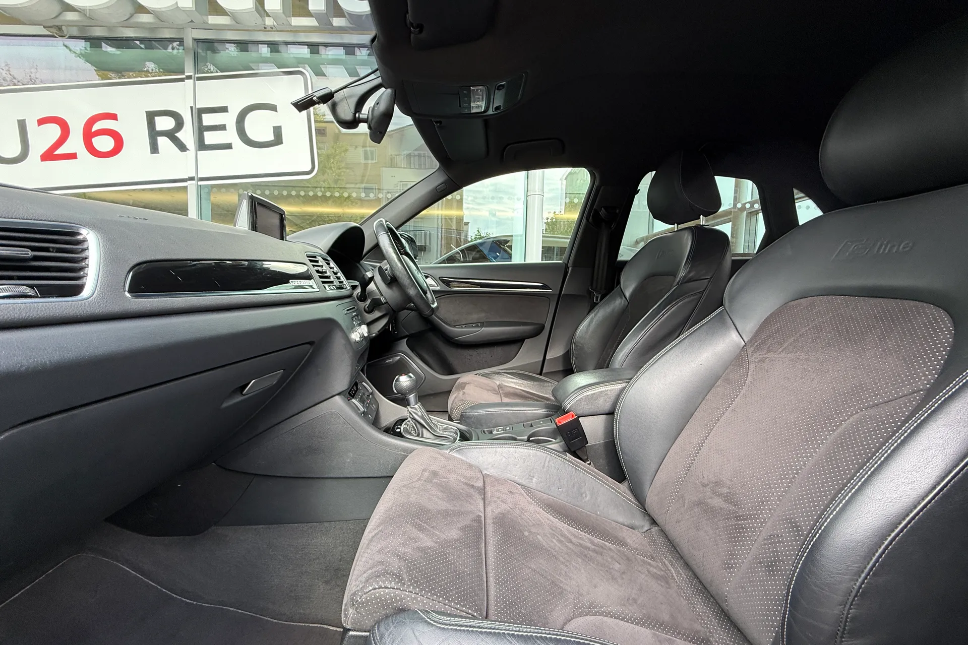 Audi Q3 thumbnail image number 45