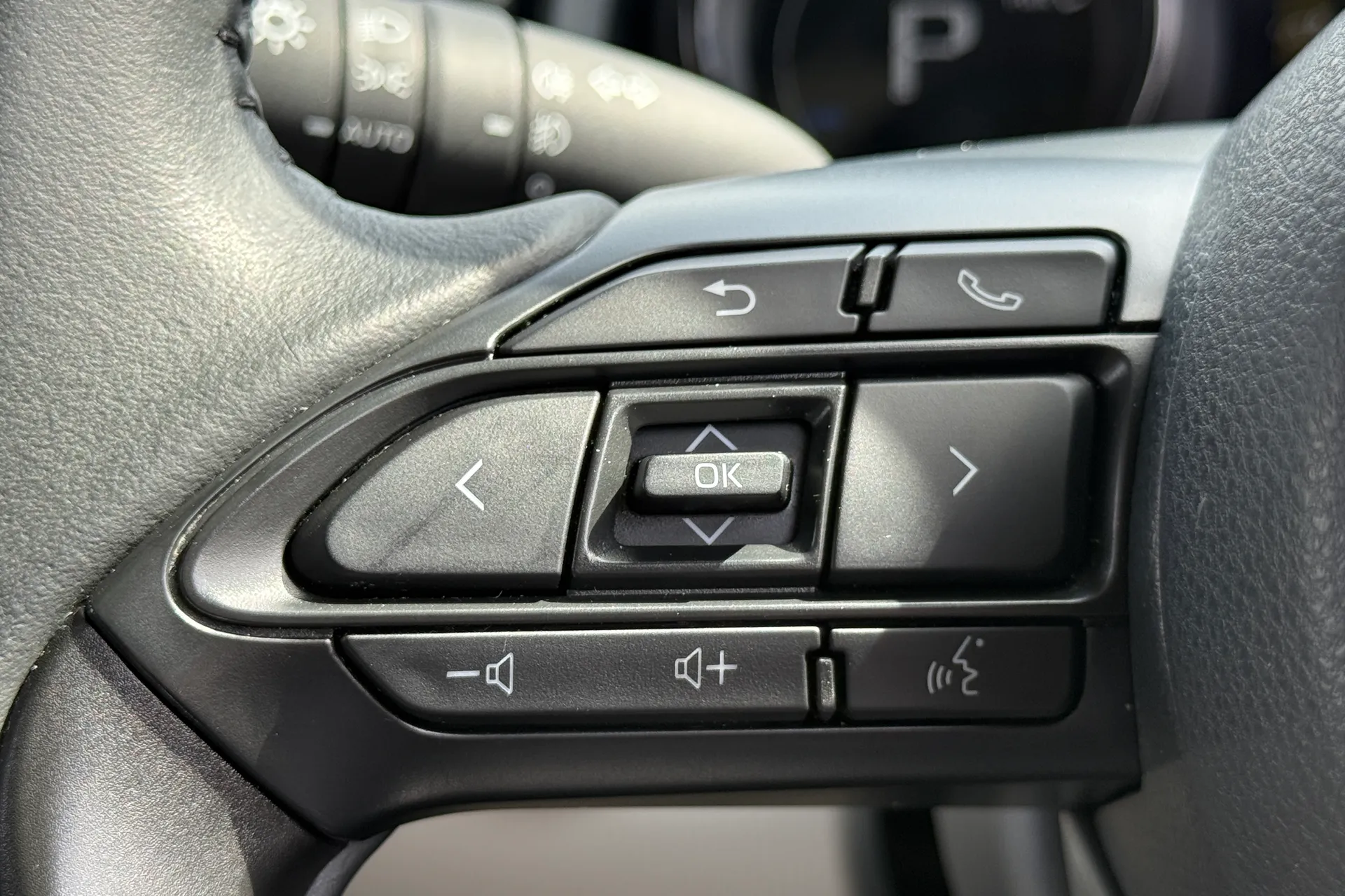 TOYOTA YARIS thumbnail image number 17