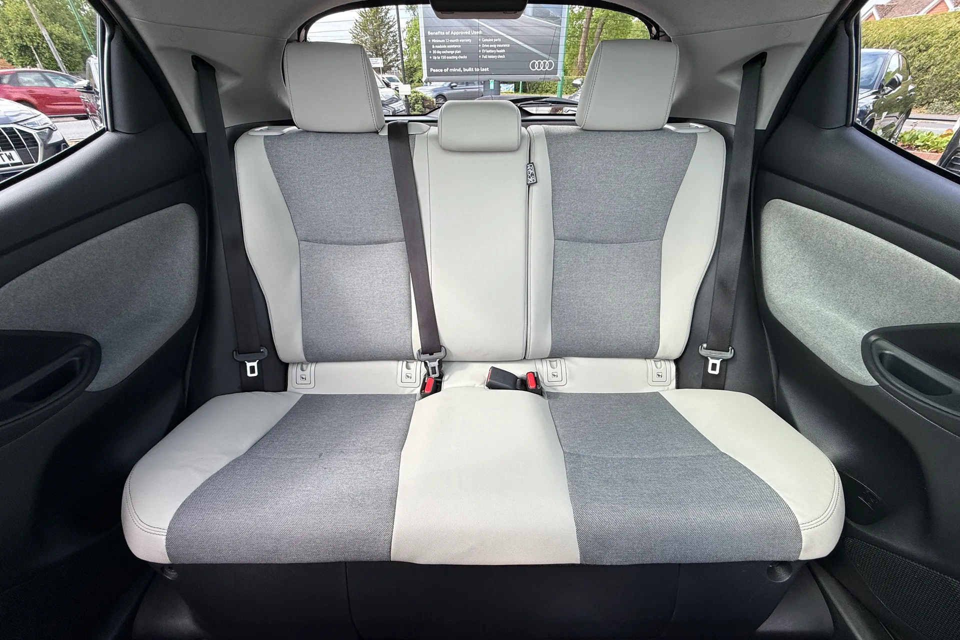 TOYOTA YARIS thumbnail image number 33