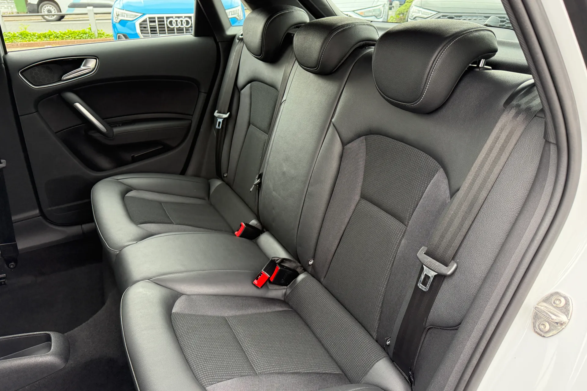 Audi A1 thumbnail image number 38