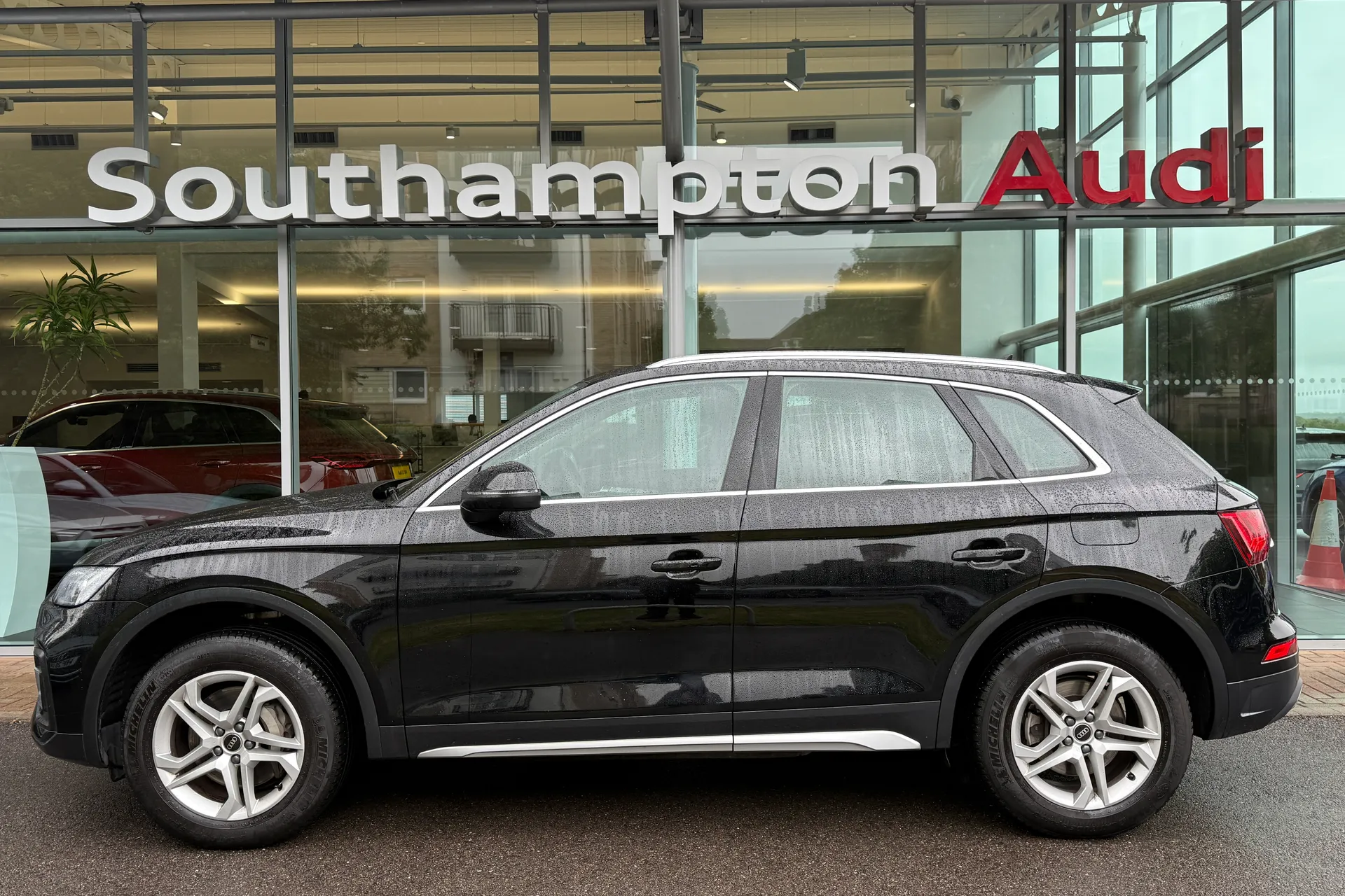 Audi Q5 thumbnail image number 51
