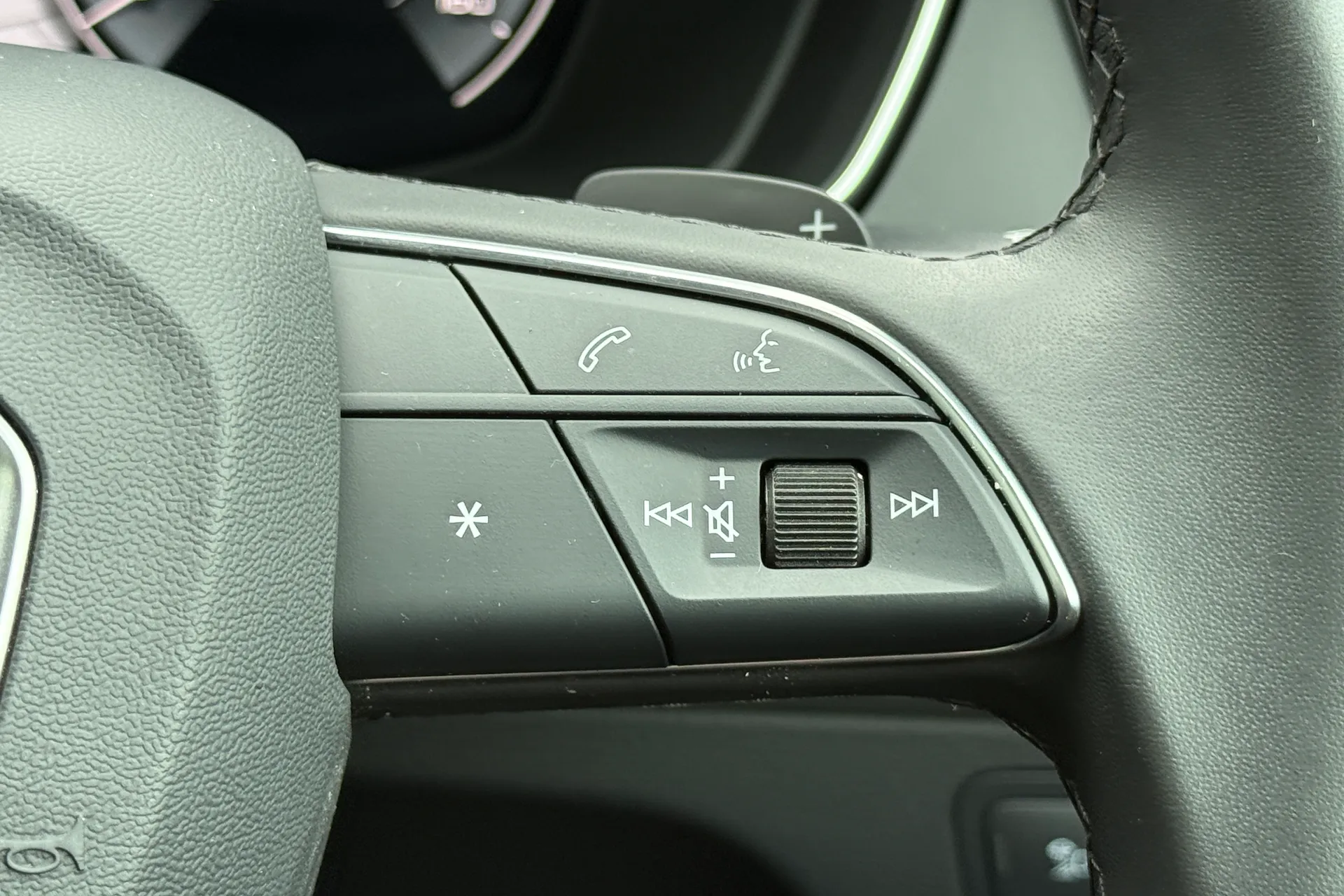 Audi Q5 thumbnail image number 13