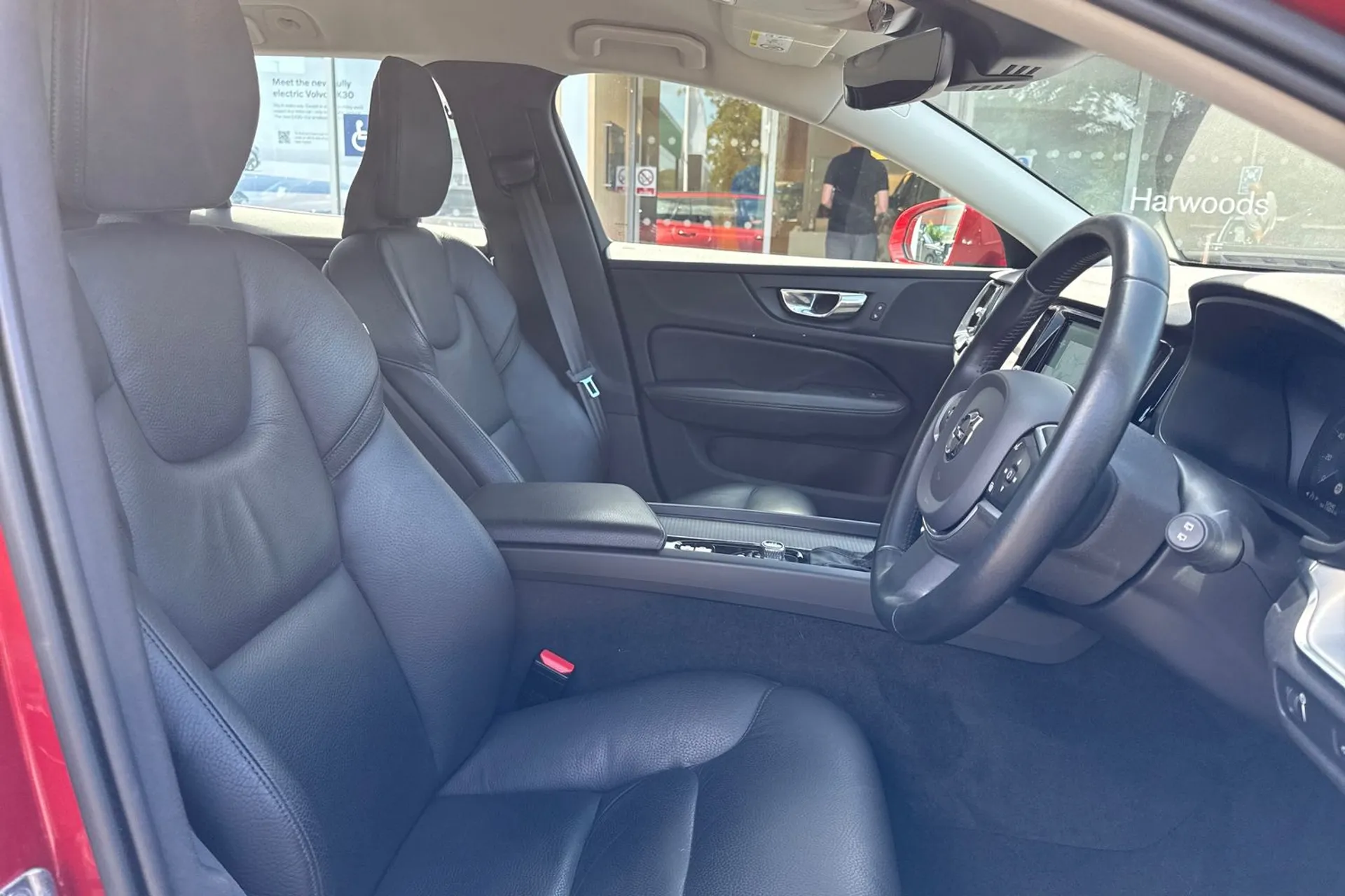 Volvo V60 thumbnail image number 26