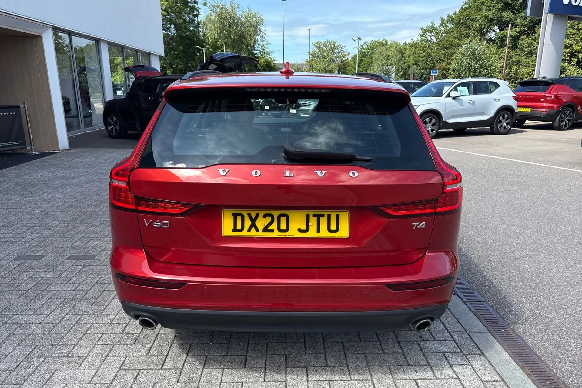 Volvo V60 thumbnail image number 9