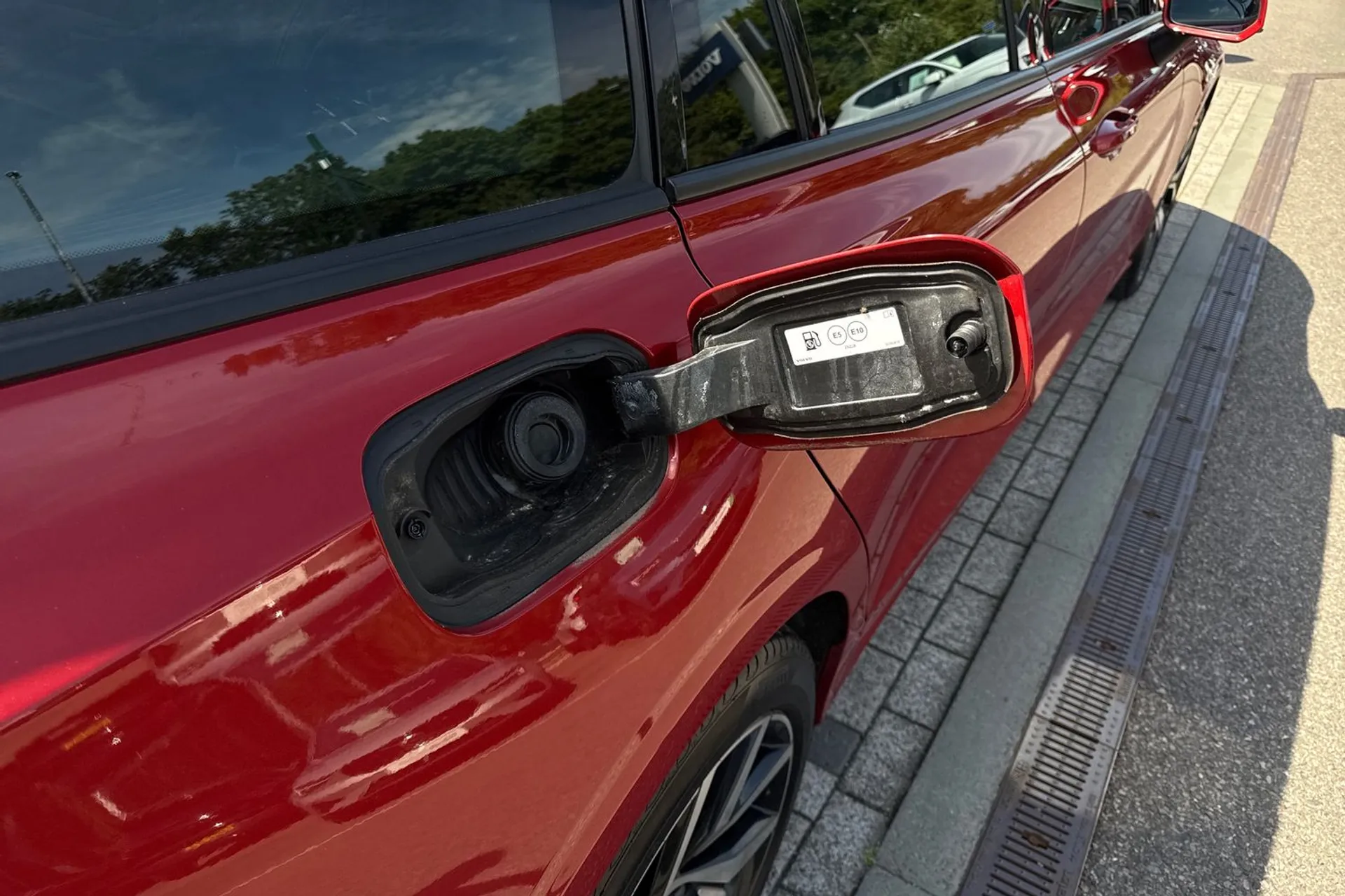 Volvo V60 thumbnail image number 19