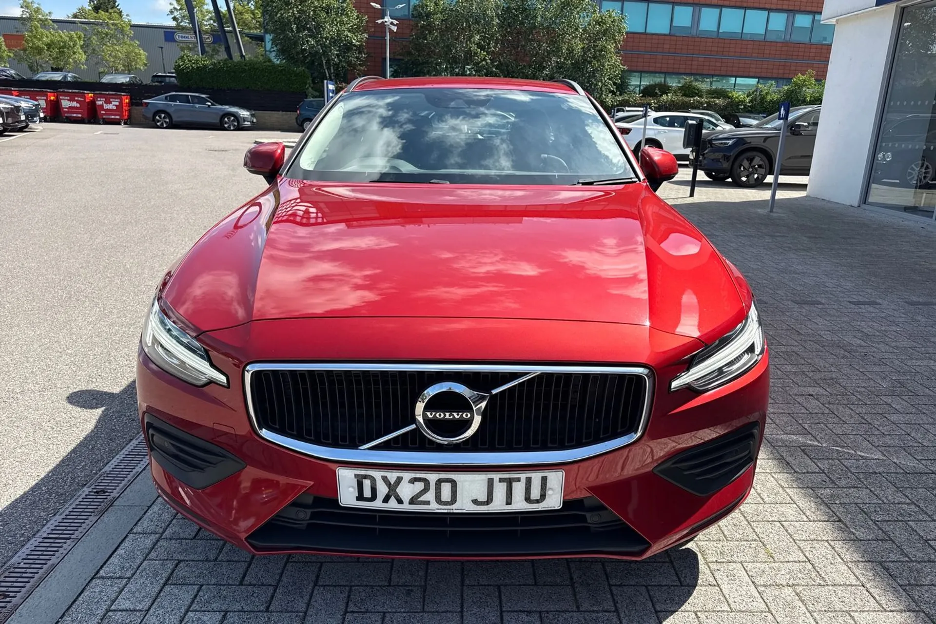 Volvo V60 thumbnail image number 13