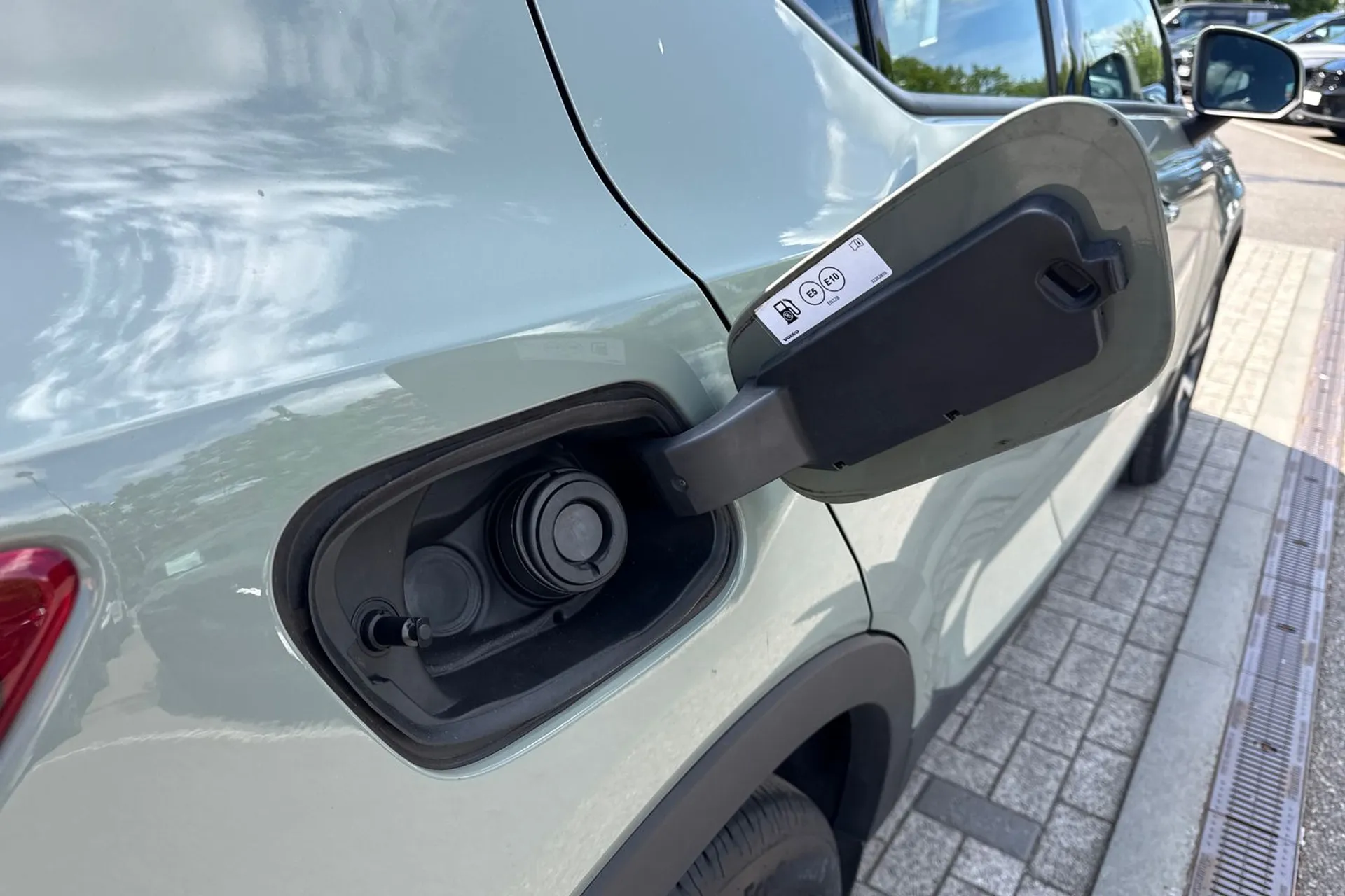 Volvo XC40 thumbnail image number 19