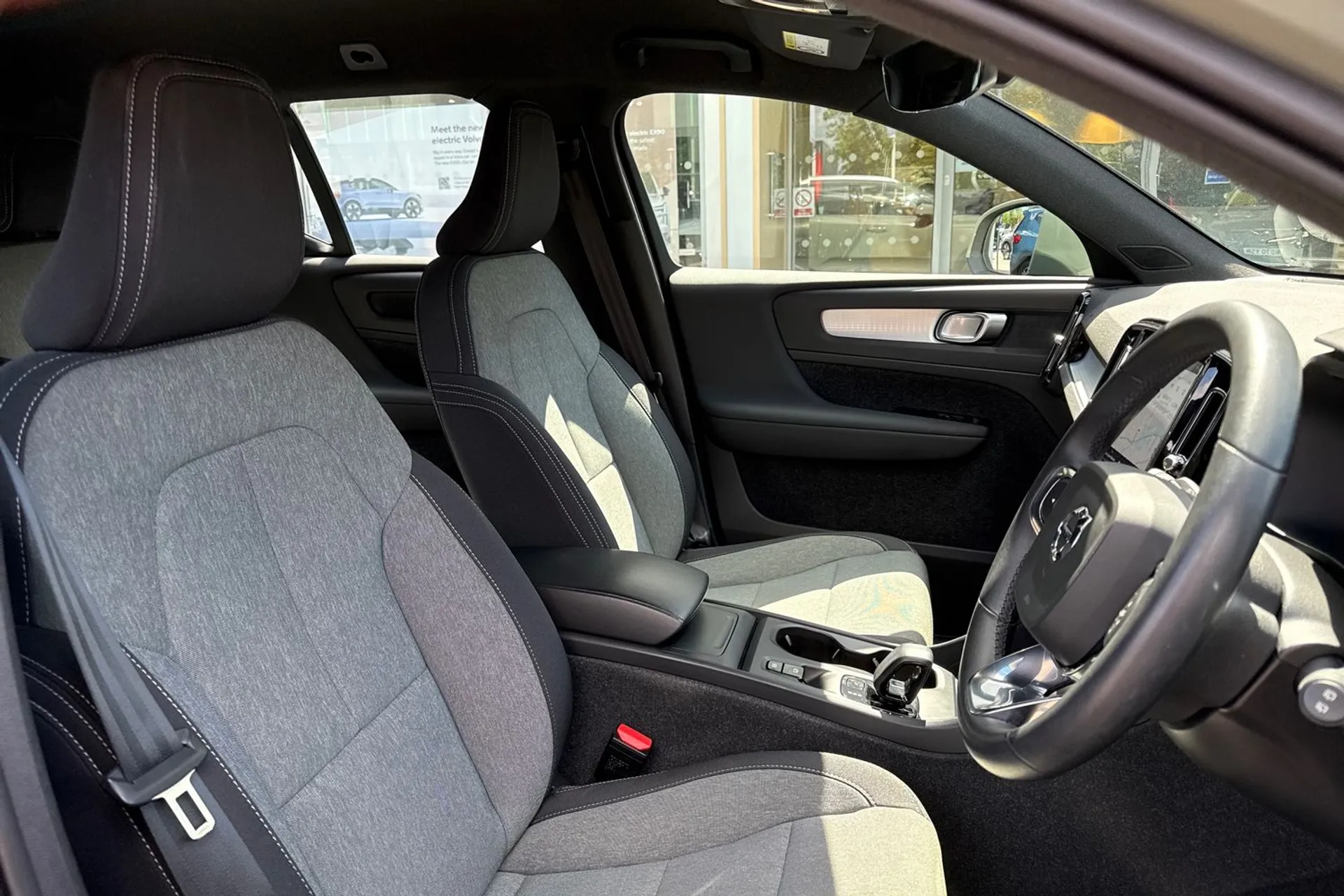 Volvo XC40 thumbnail image number 26