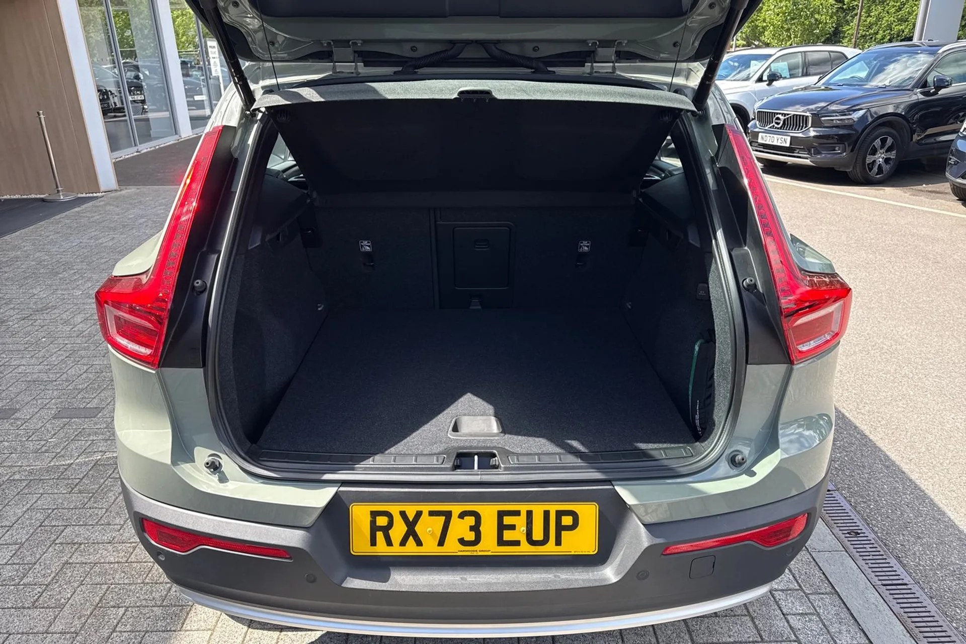Volvo XC40 thumbnail image number 20