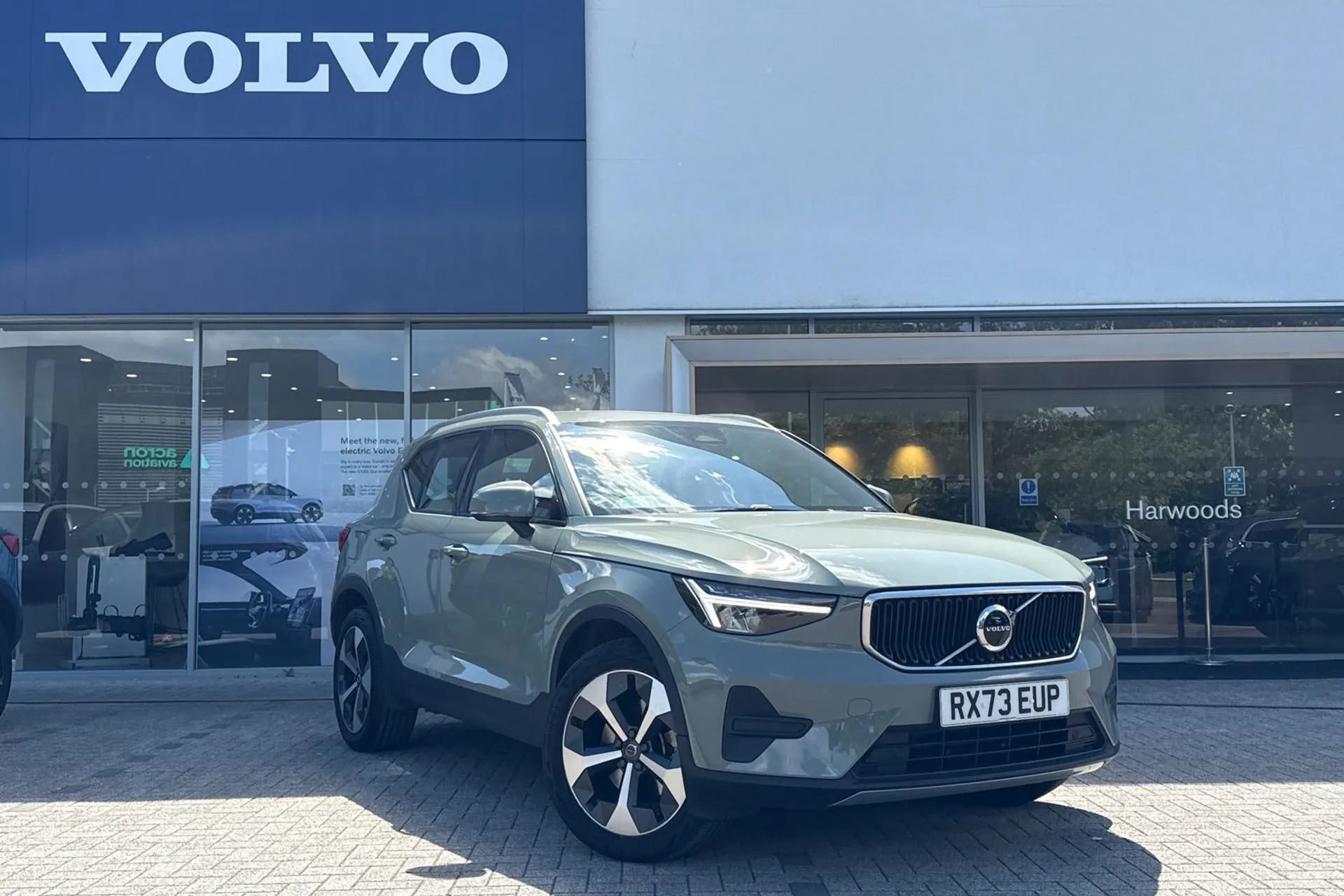 Volvo XC40 focused image