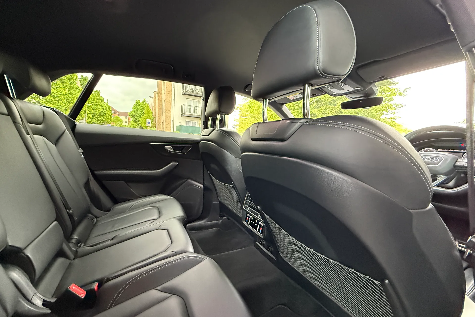 Audi Q8 thumbnail image number 40