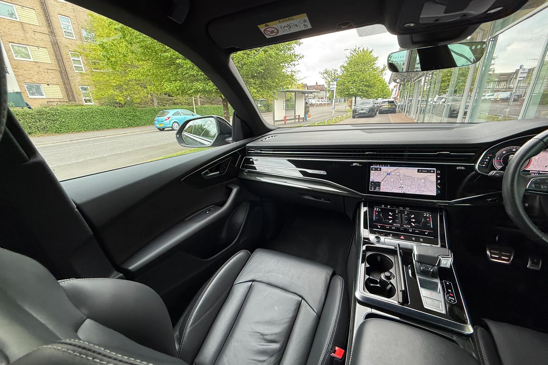 Audi Q8 thumbnail image number 45