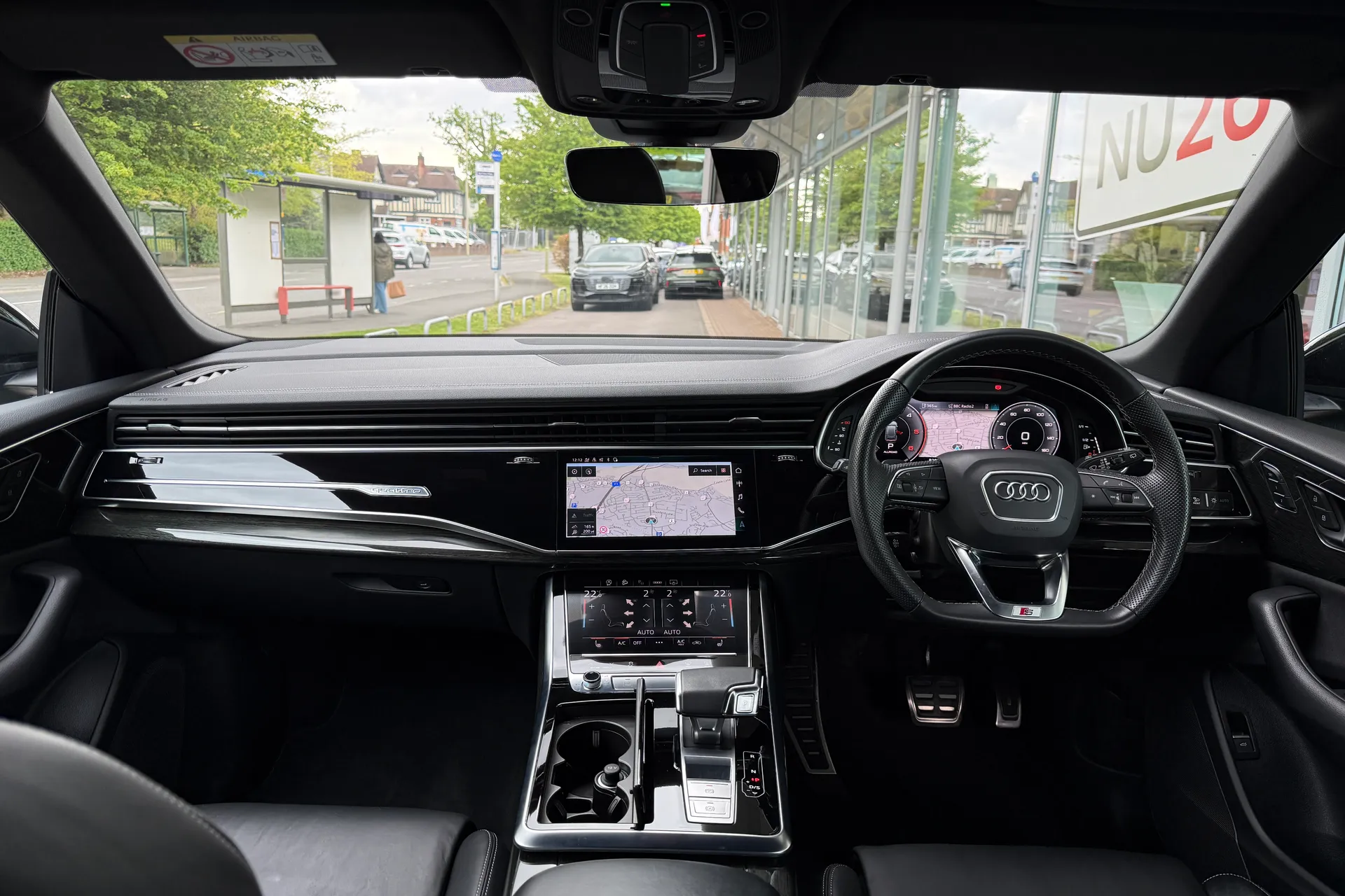 Audi Q8 thumbnail image number 3