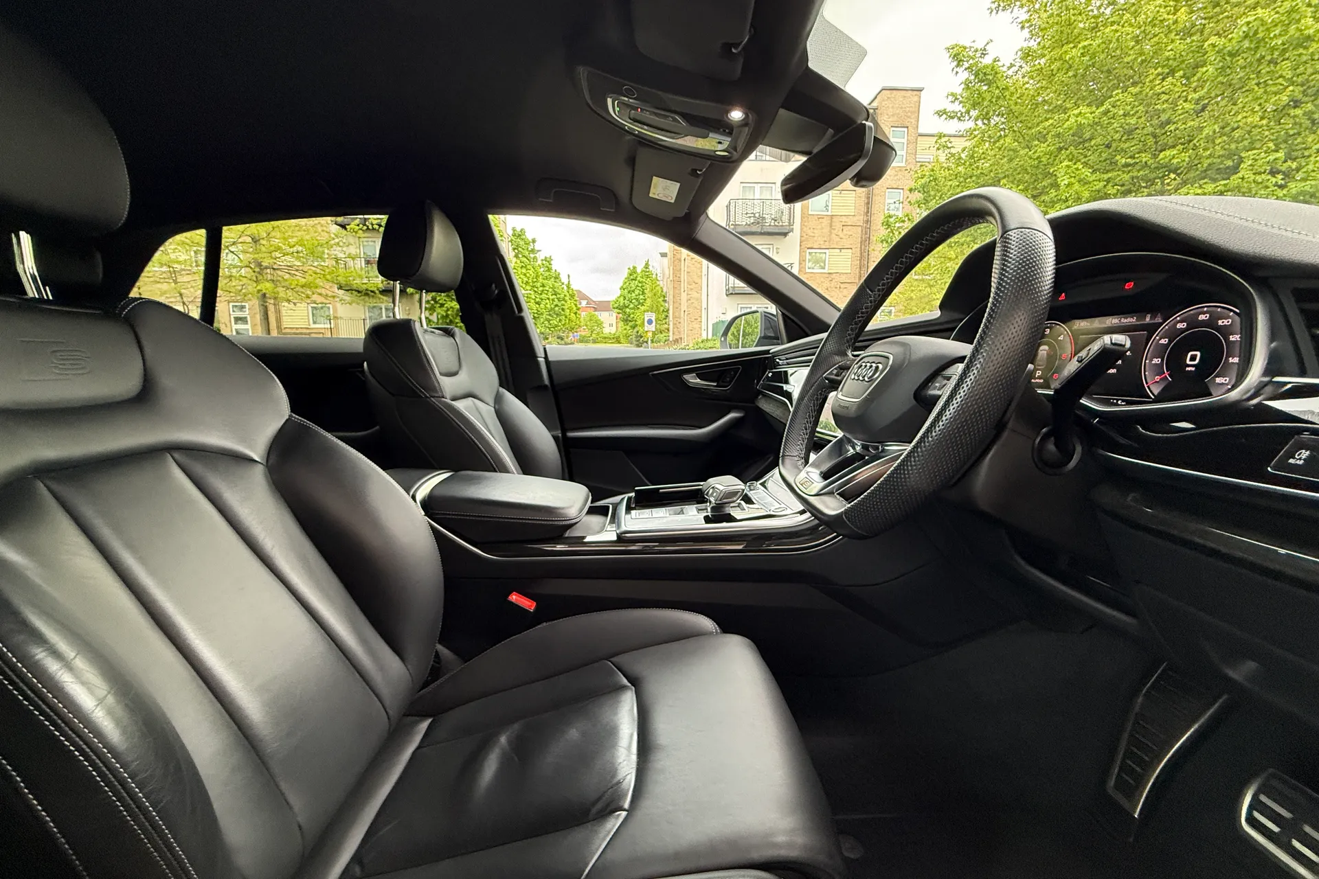 Audi Q8 thumbnail image number 34
