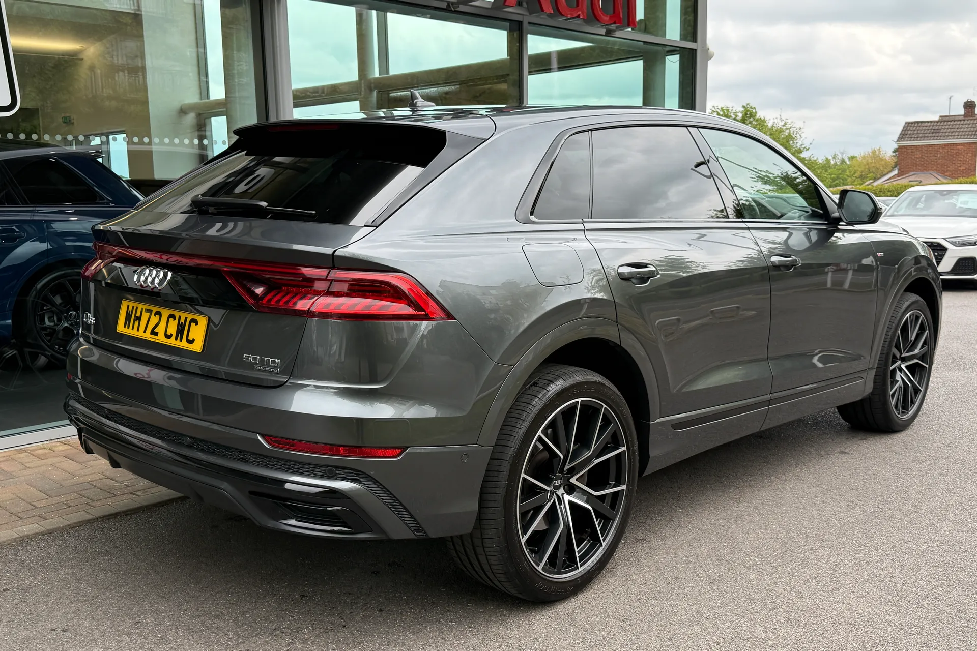 Audi Q8 thumbnail image number 60