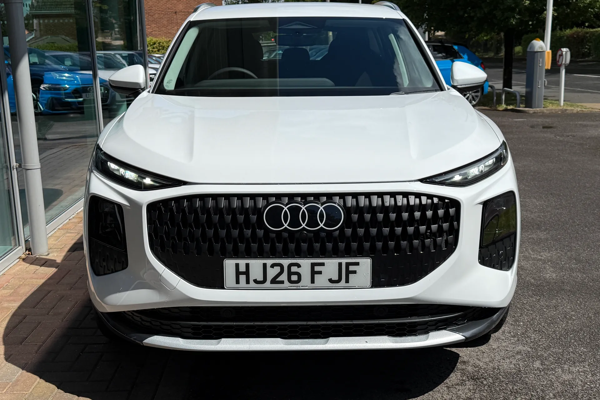 Audi Q3 thumbnail image number 50
