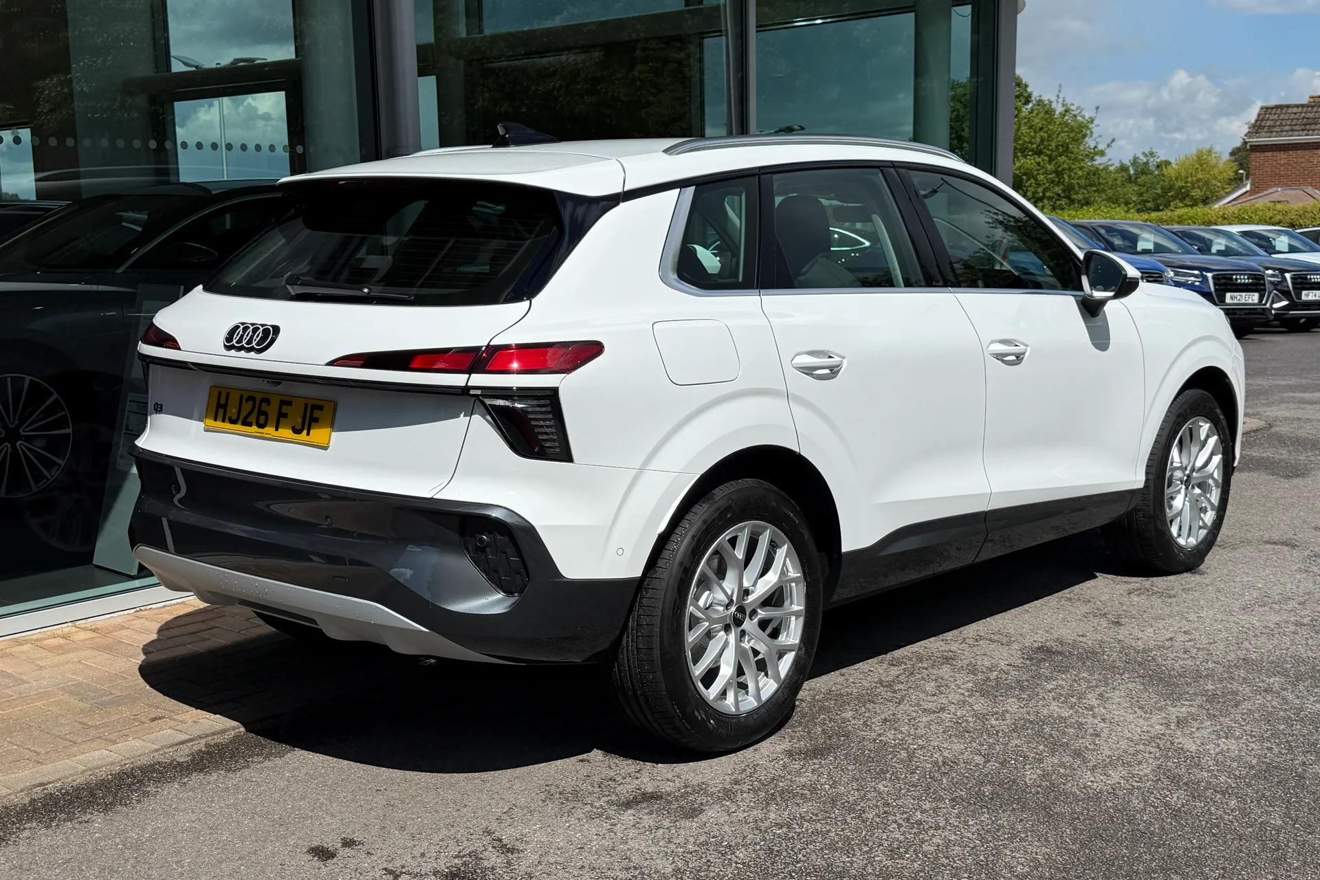 Audi Q3 thumbnail image number 54