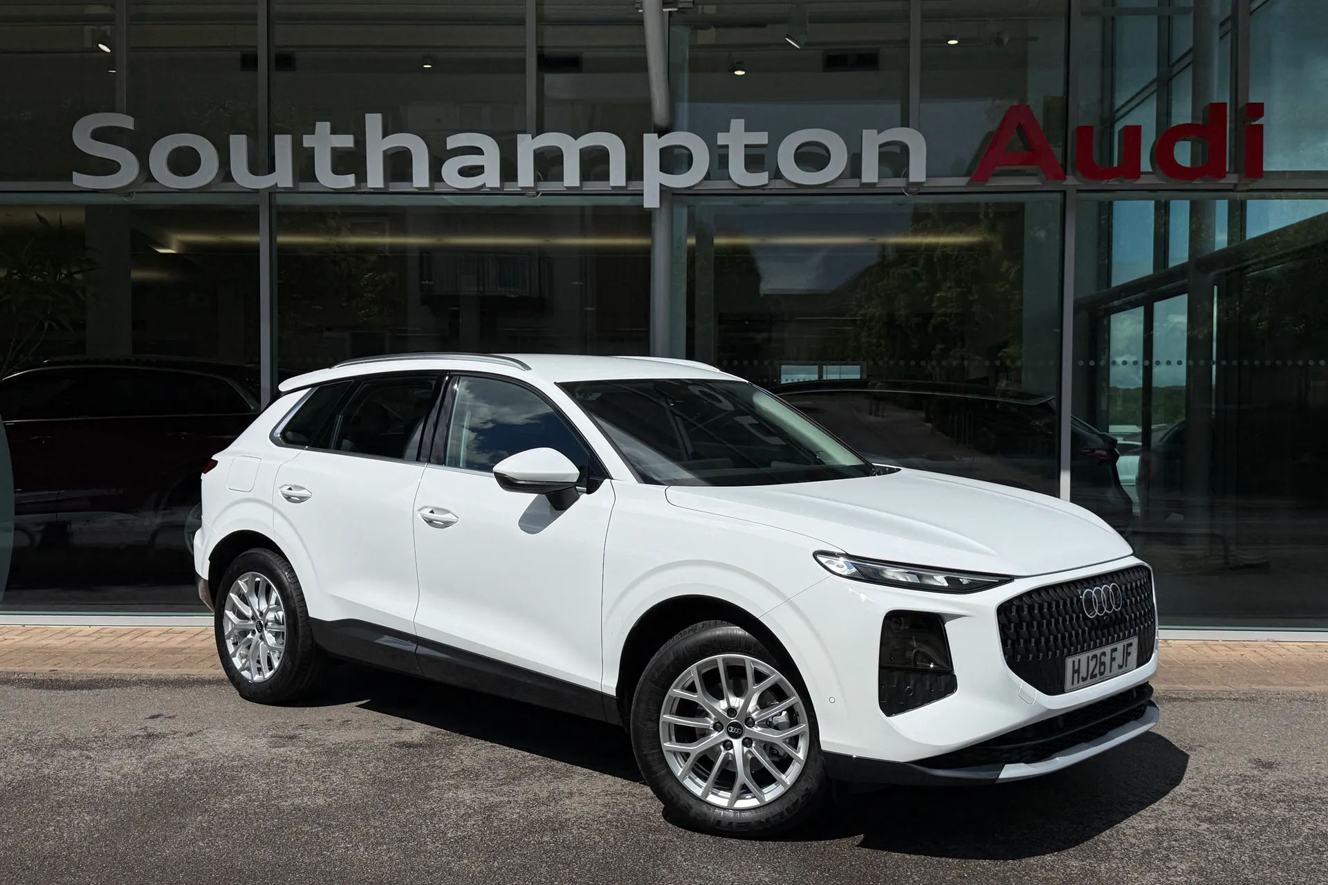 Audi Q3 thumbnail image number 55