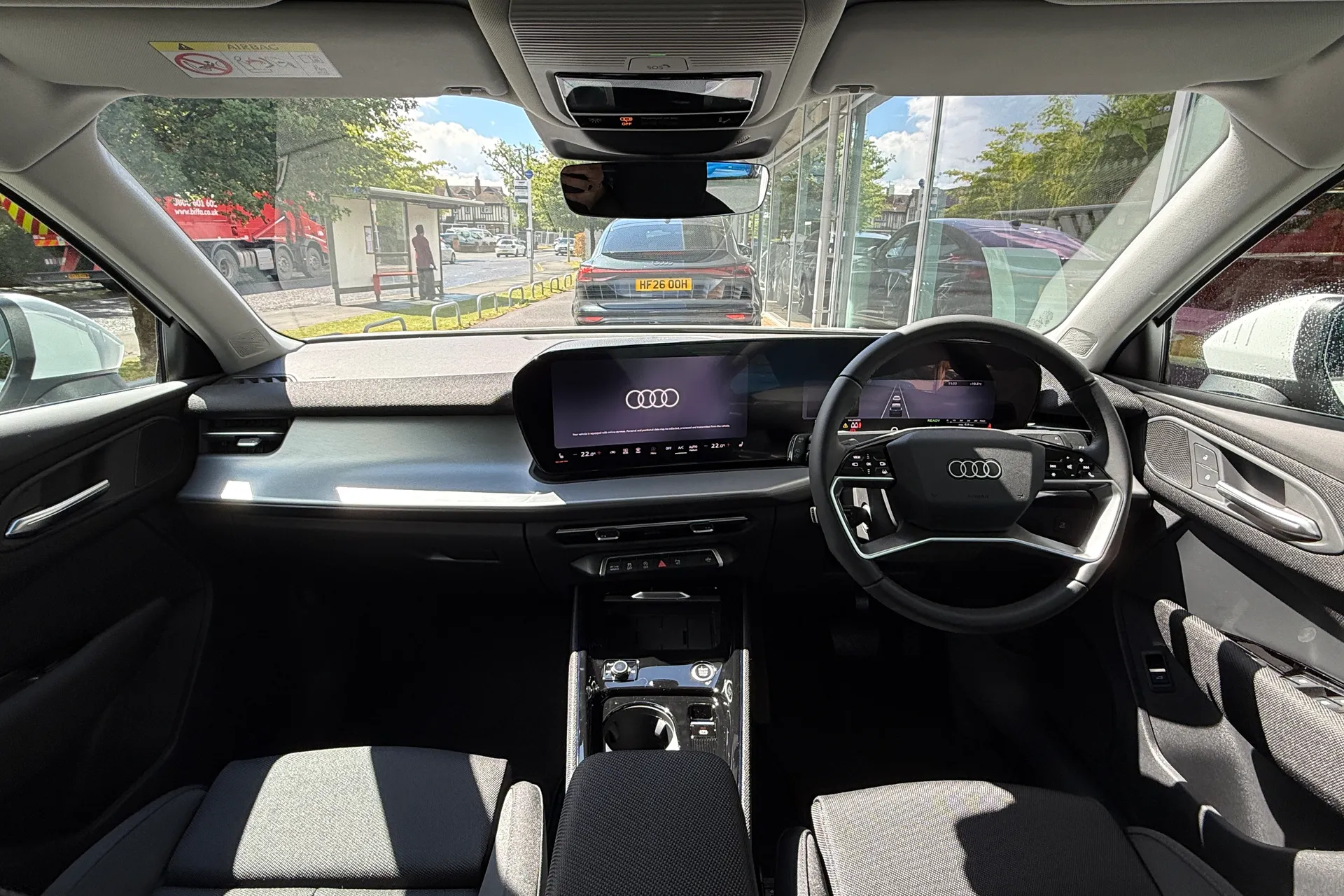 Audi Q3 thumbnail image number 3