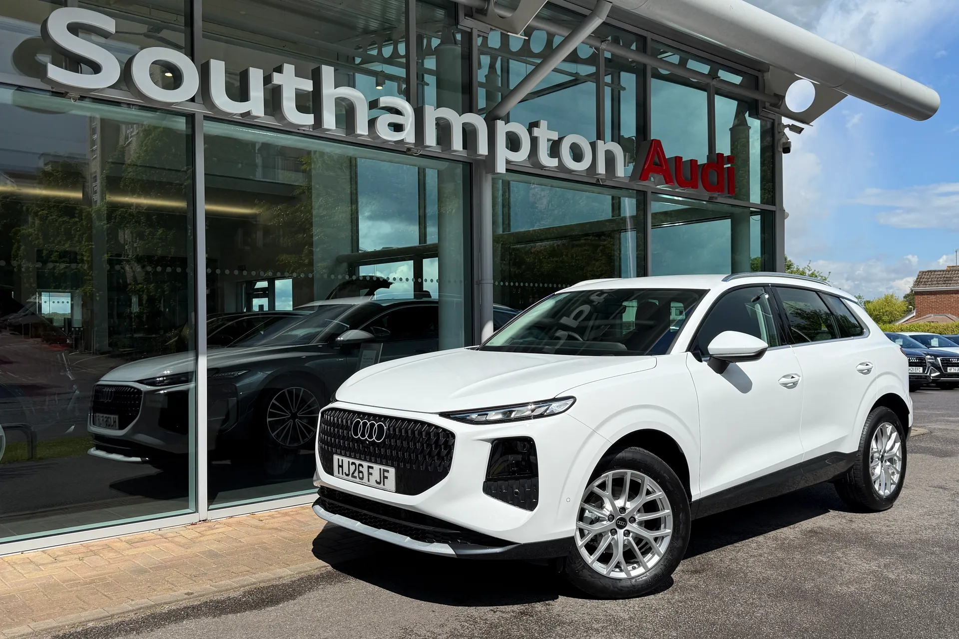 Audi Q3 thumbnail image number 52