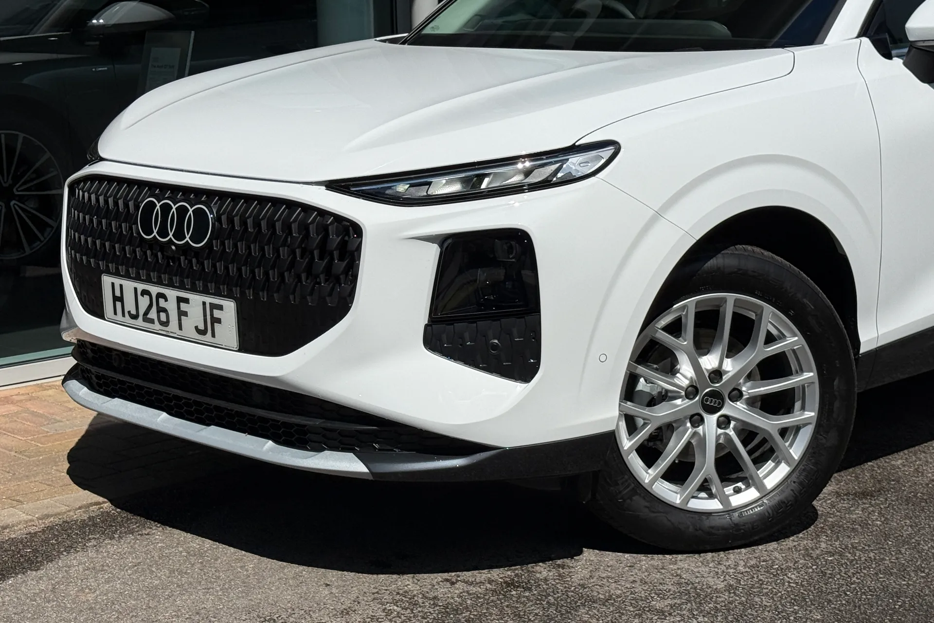 Audi Q3 thumbnail image number 51
