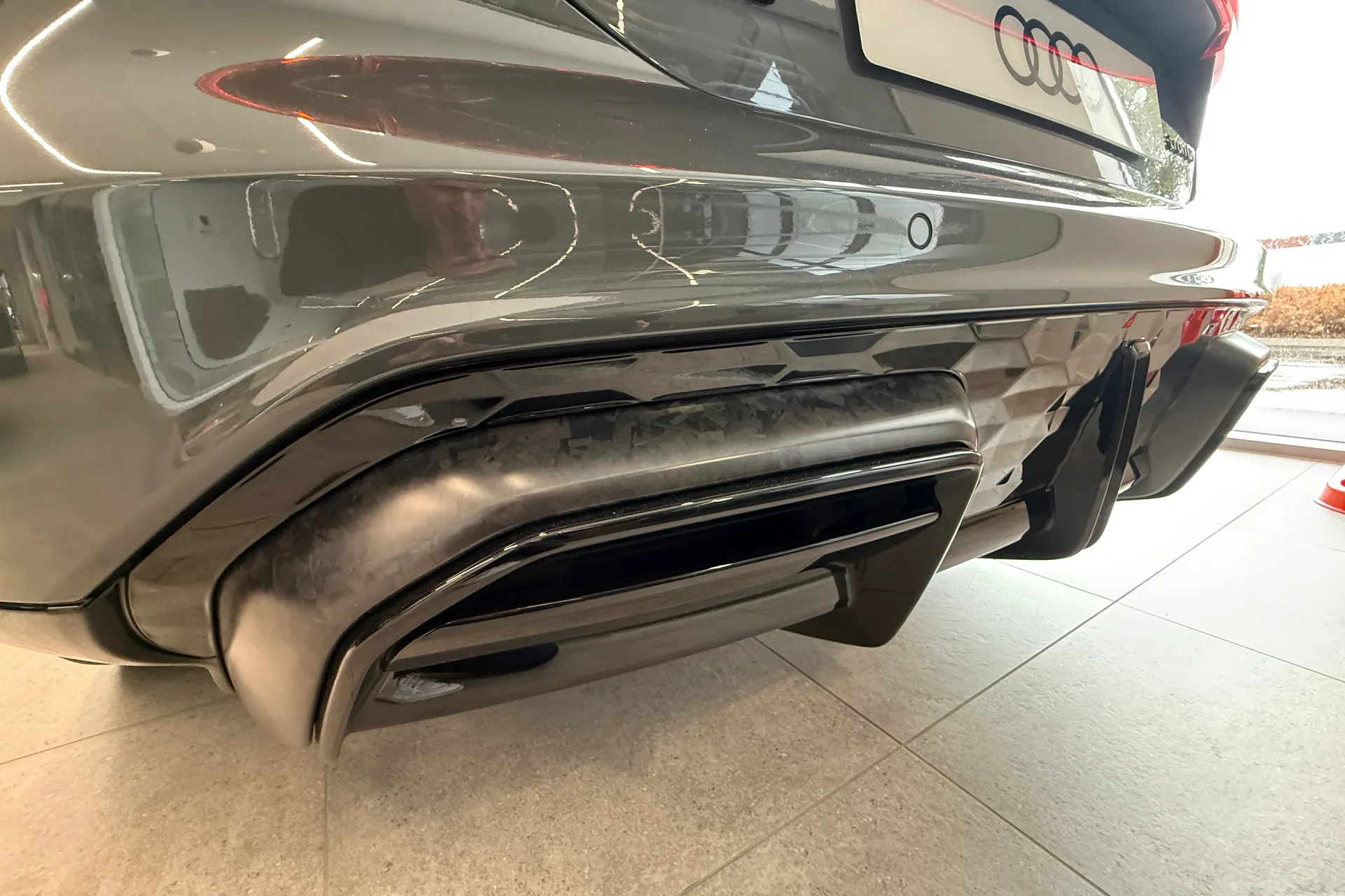 Audi RS e-tron GT thumbnail image number 15