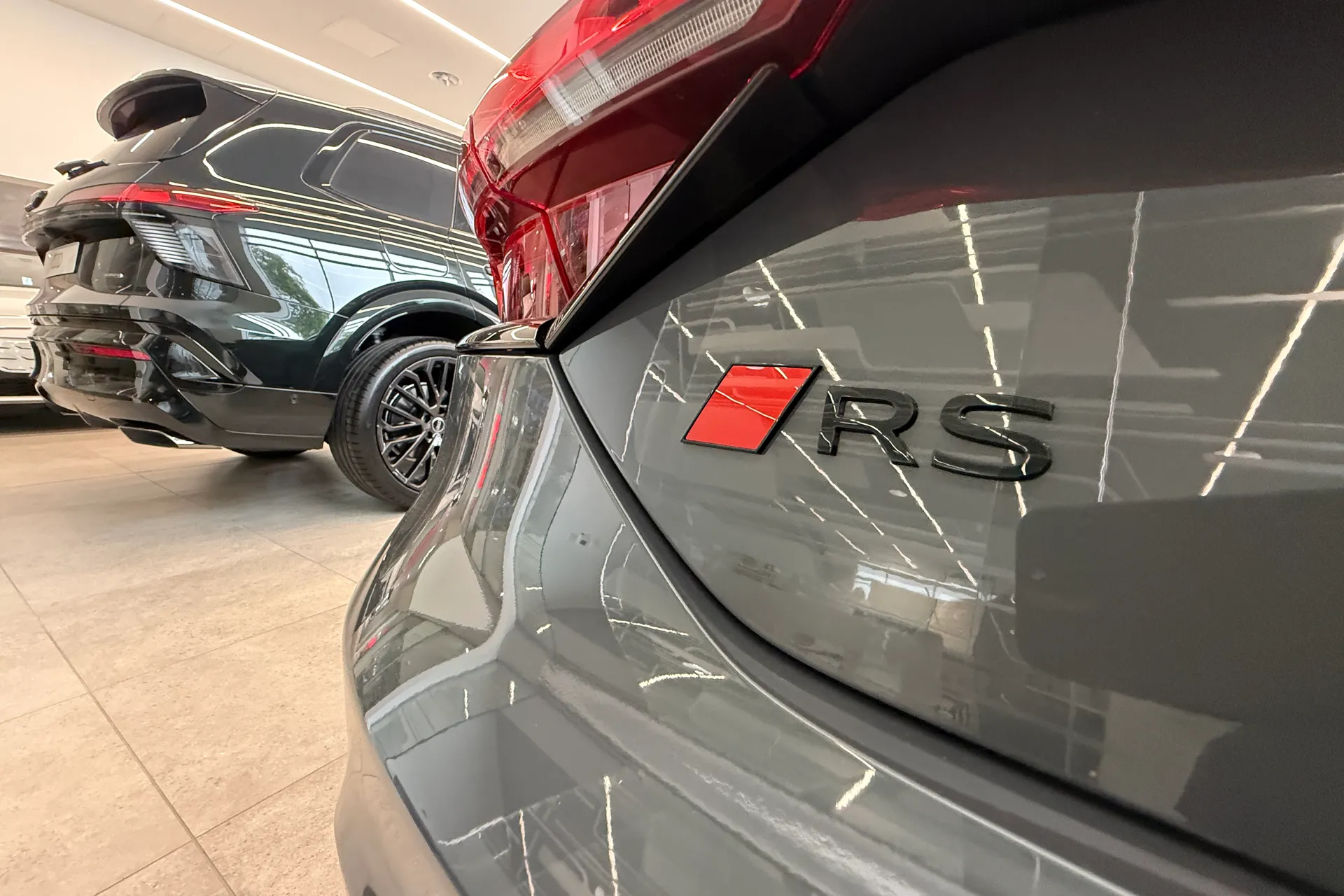 Audi RS e-tron GT thumbnail image number 41