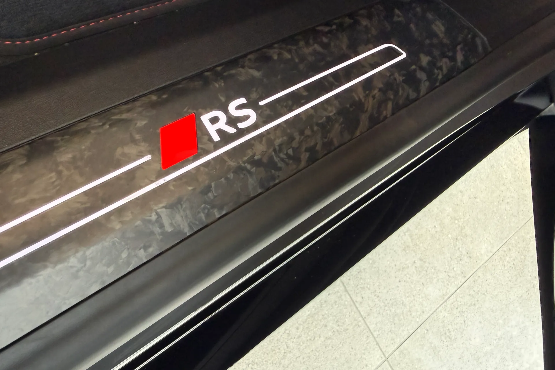 Audi RS e-tron GT thumbnail image number 36