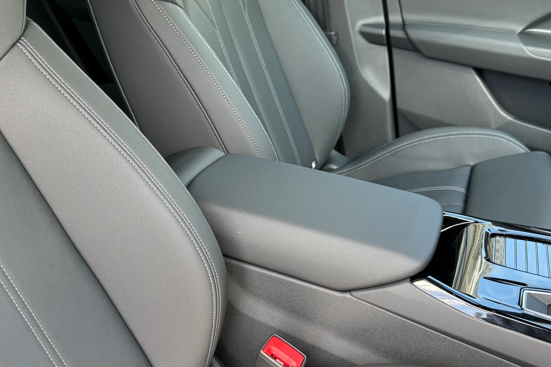 Audi Q6 thumbnail image number 33