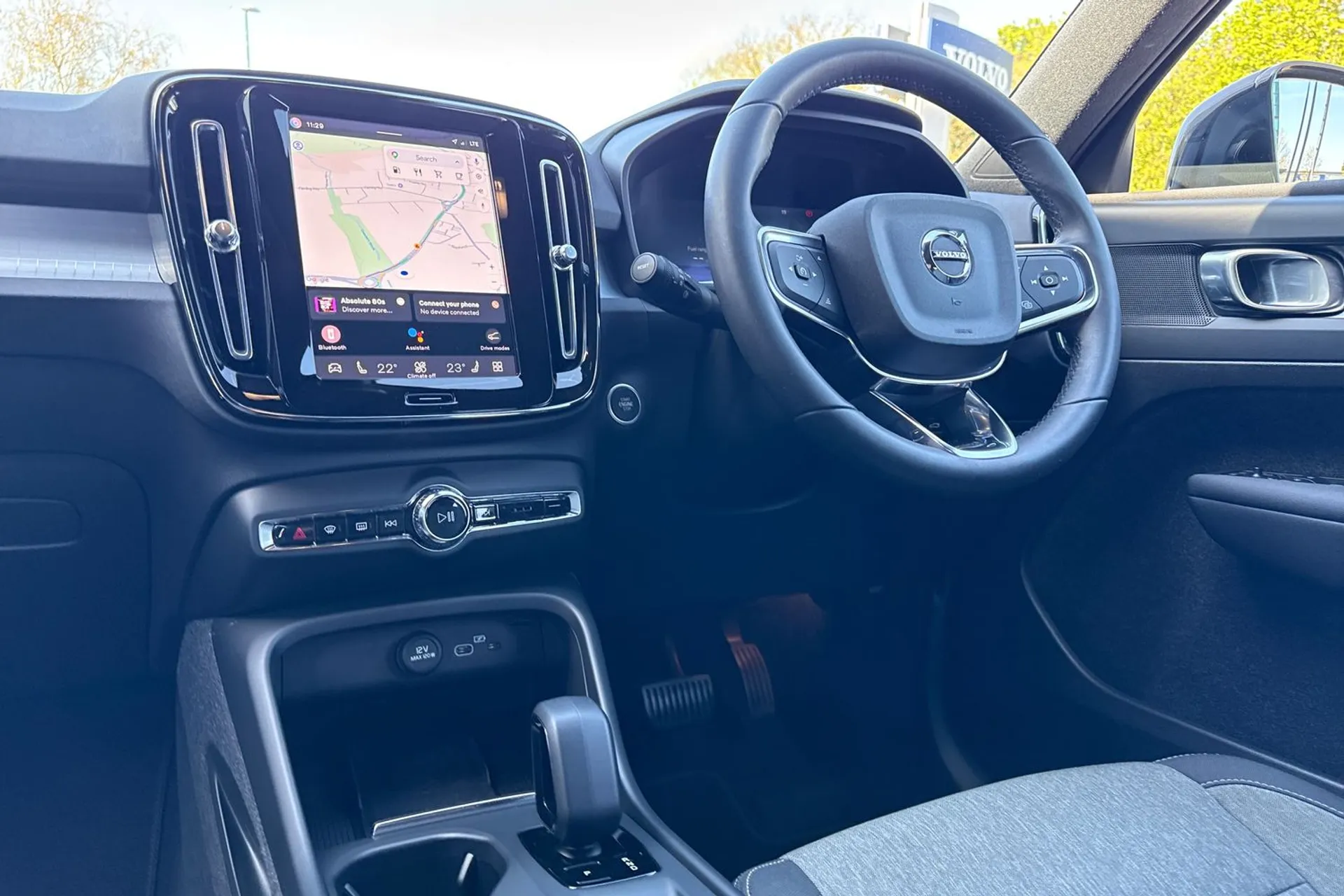 Volvo XC40 thumbnail image number 35