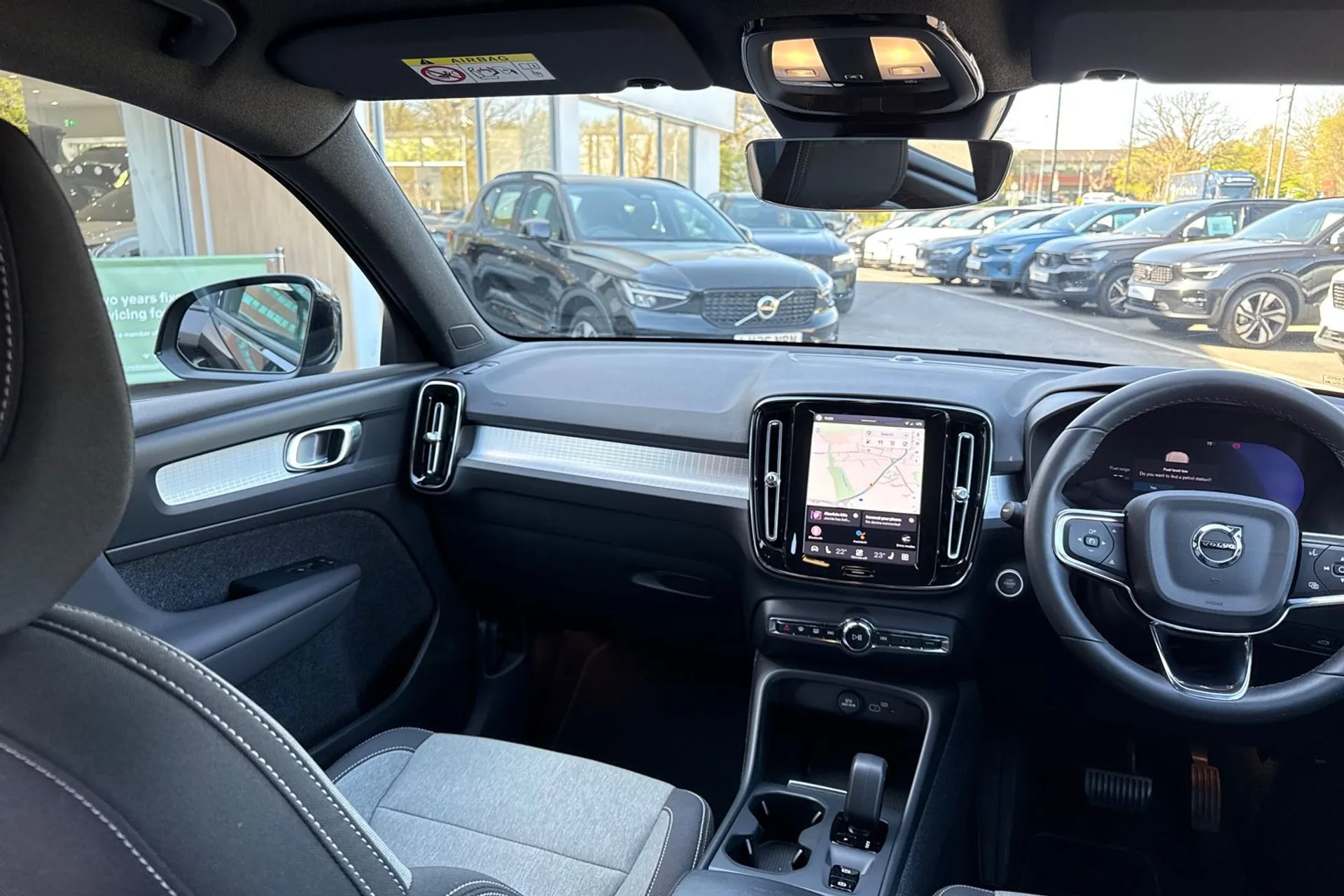 Volvo XC40 thumbnail image number 32