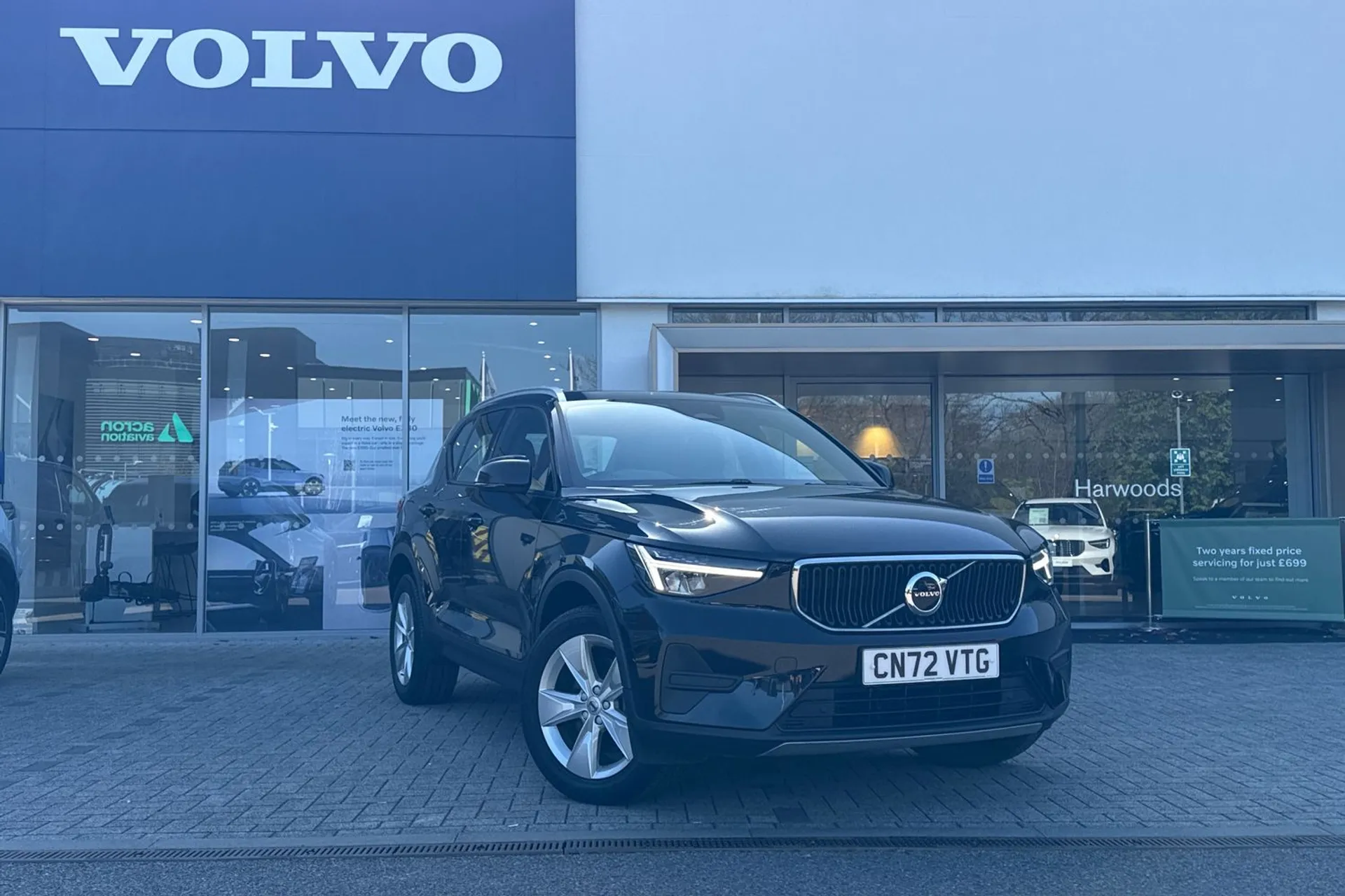 Volvo XC40 focused image