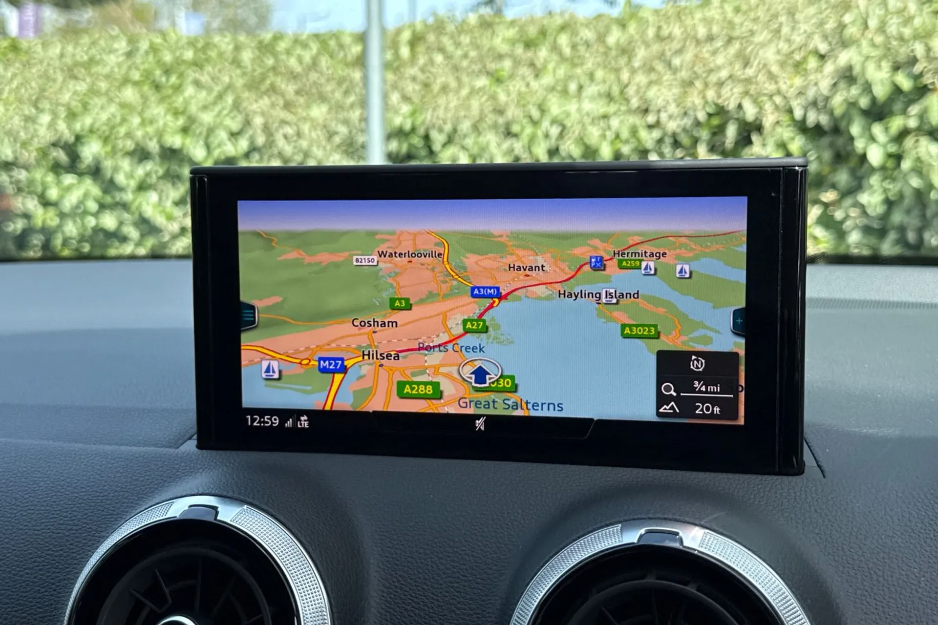 Audi Q2 thumbnail image number 26