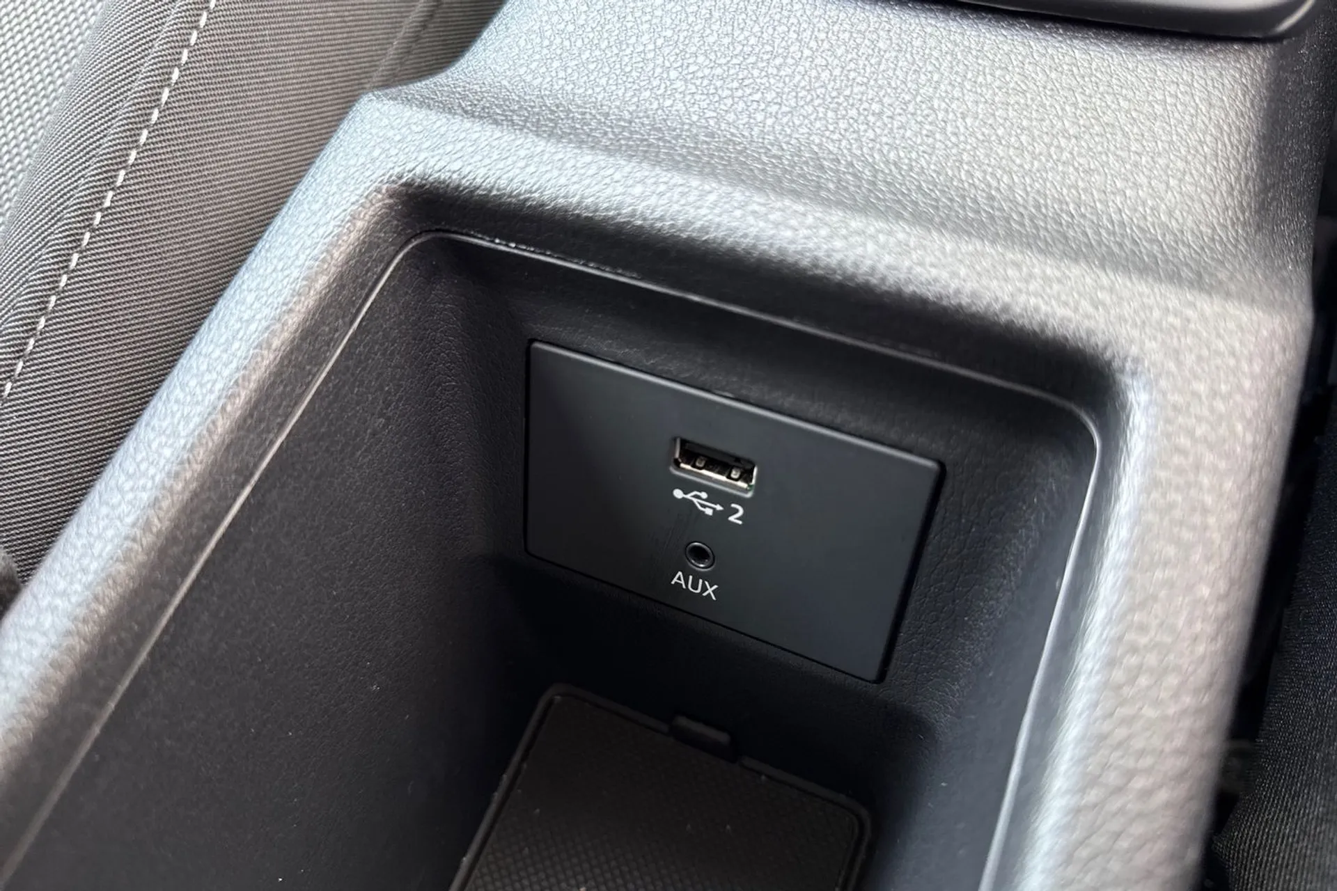 Audi Q2 thumbnail image number 20