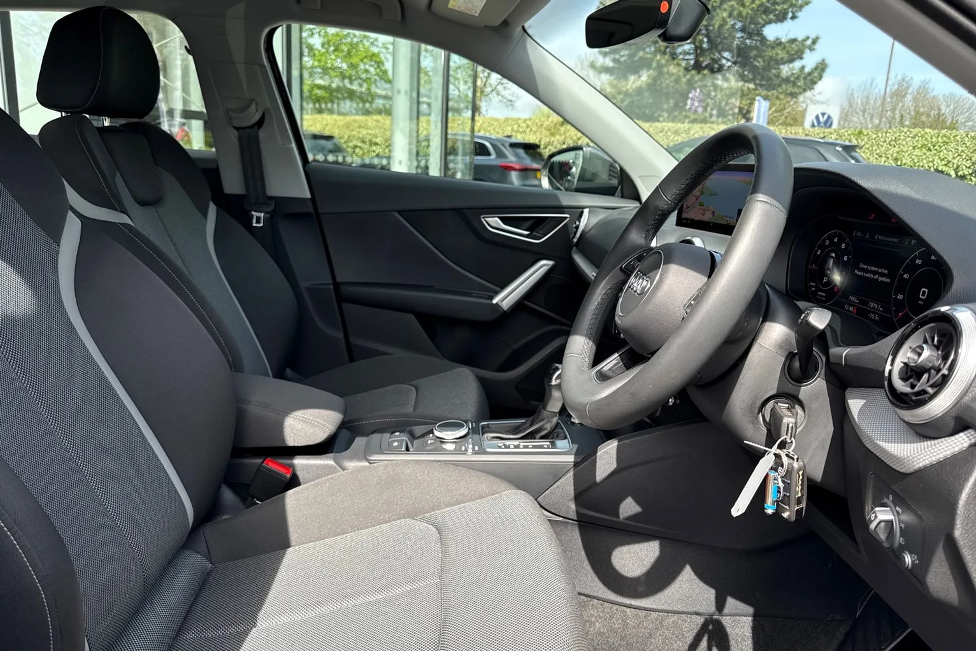 Audi Q2 thumbnail image number 38