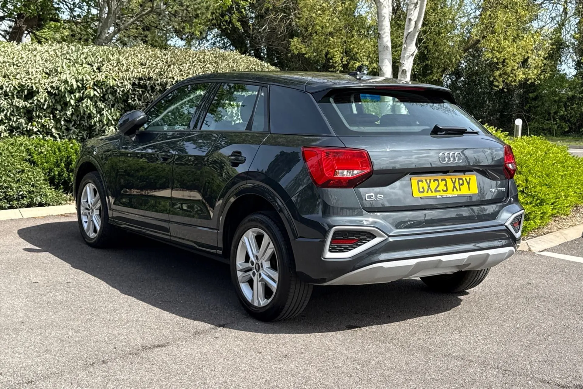 Audi Q2 thumbnail image number 16