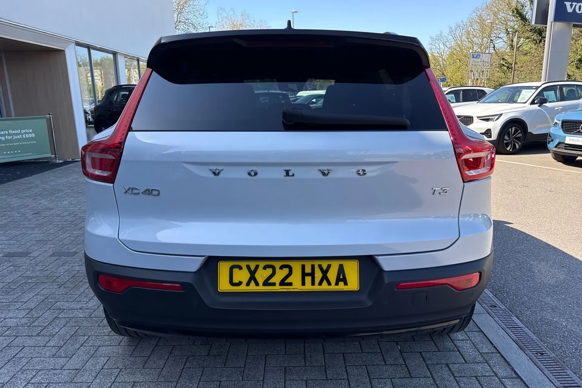 Volvo XC40 thumbnail image number 9