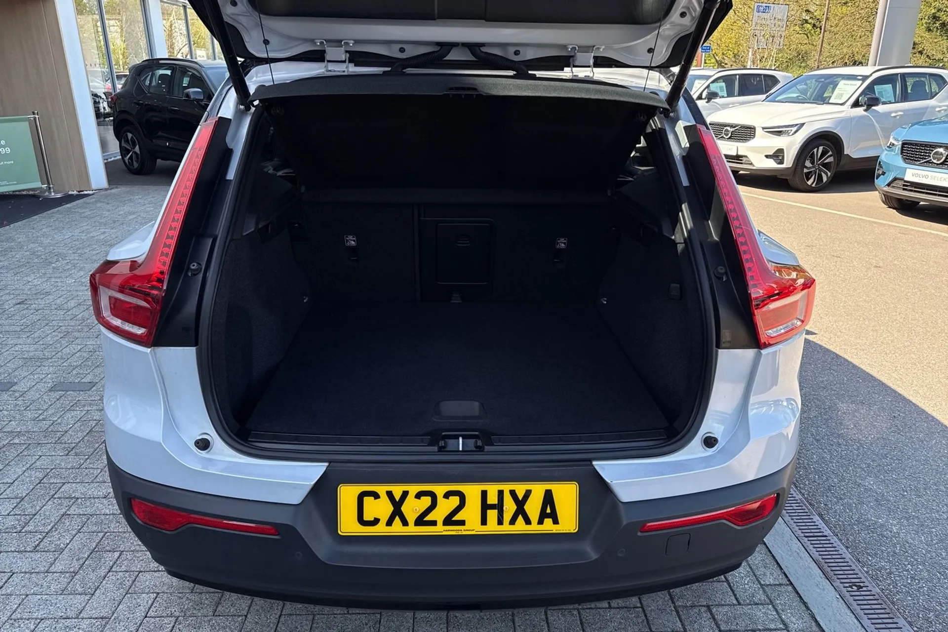 Volvo XC40 thumbnail image number 20