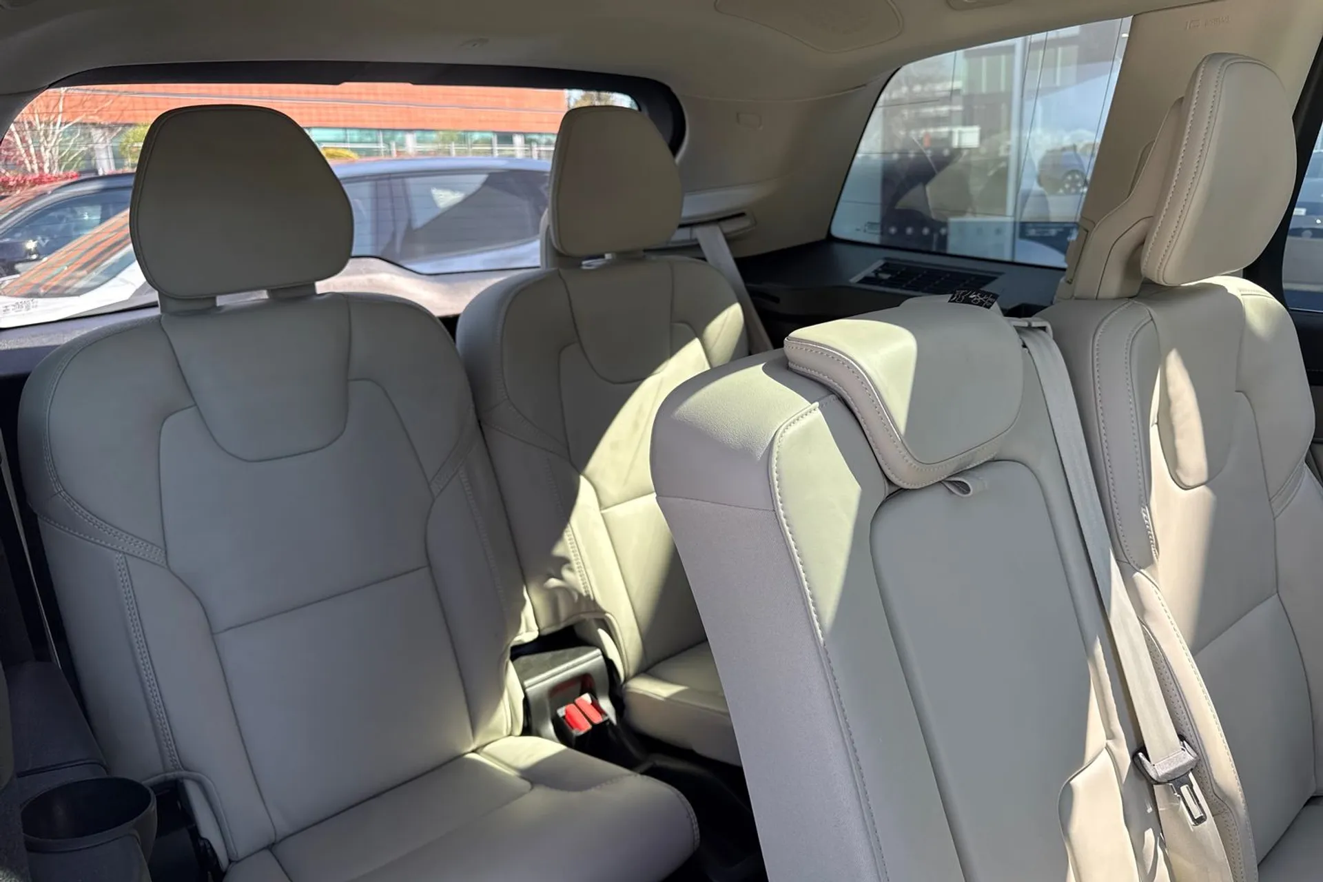 Volvo XC90 thumbnail image number 7