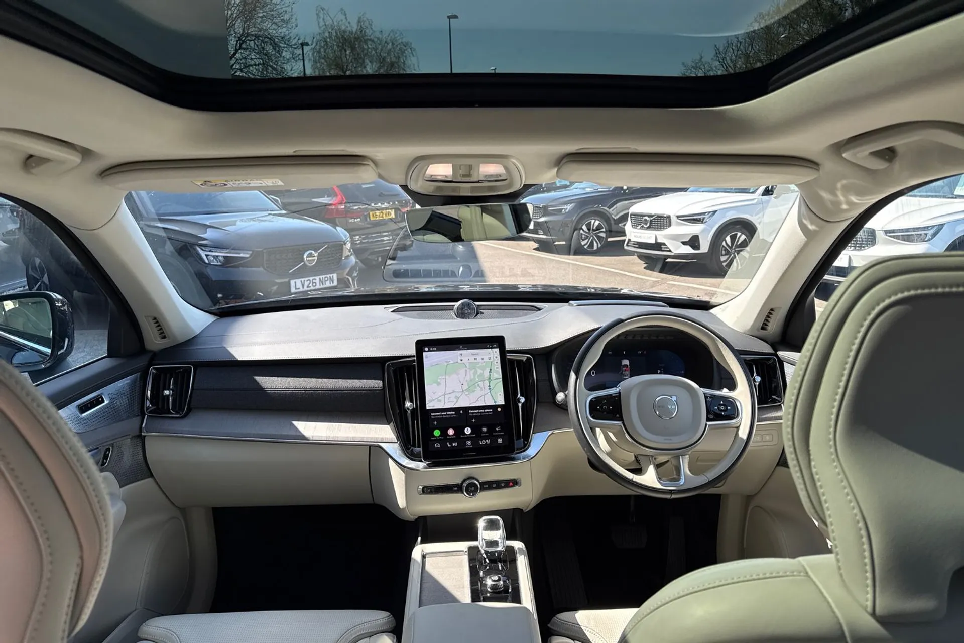 Volvo XC90 thumbnail image number 3