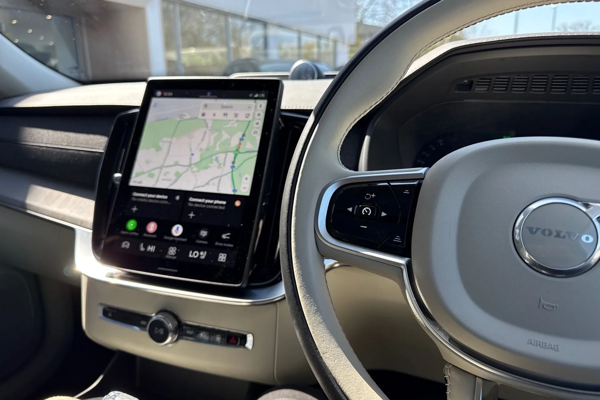 Volvo XC90 thumbnail image number 38