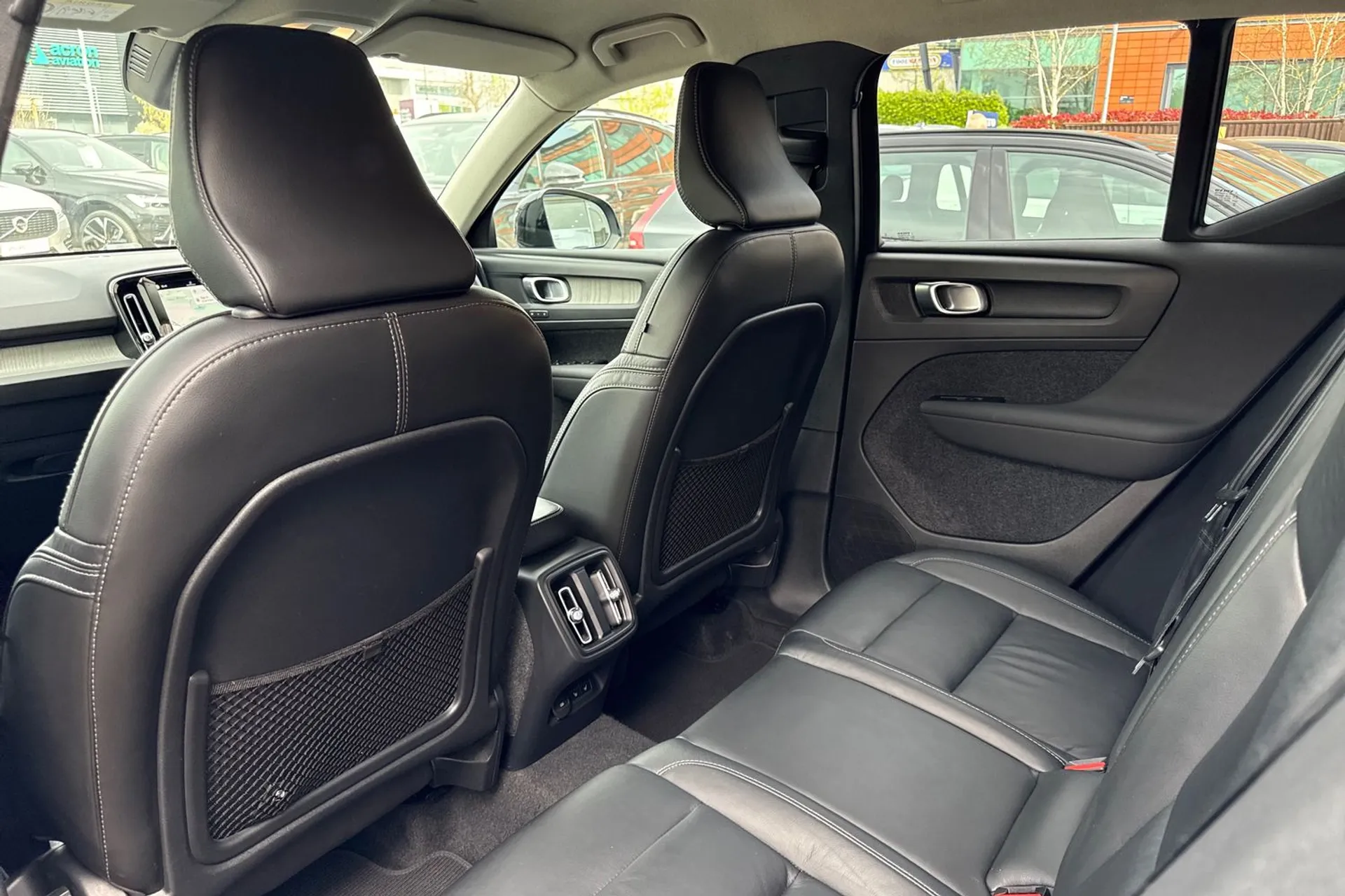 Volvo XC40 thumbnail image number 31