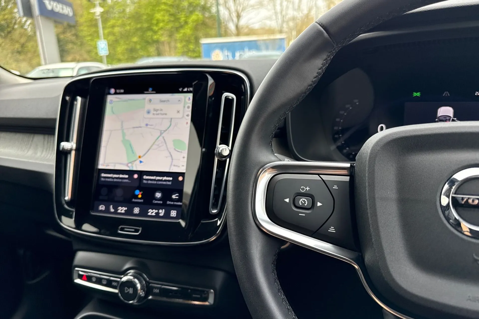 Volvo XC40 thumbnail image number 36